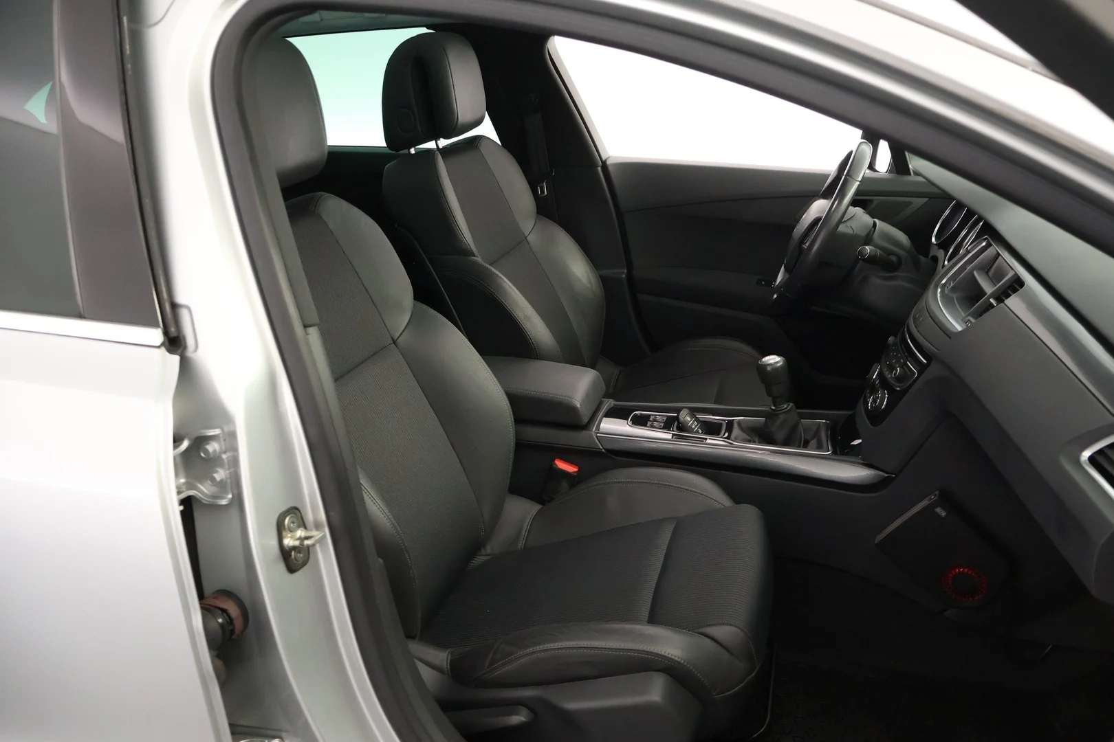 Car Image - 4a85f7zoTQmue0BXsFAYND