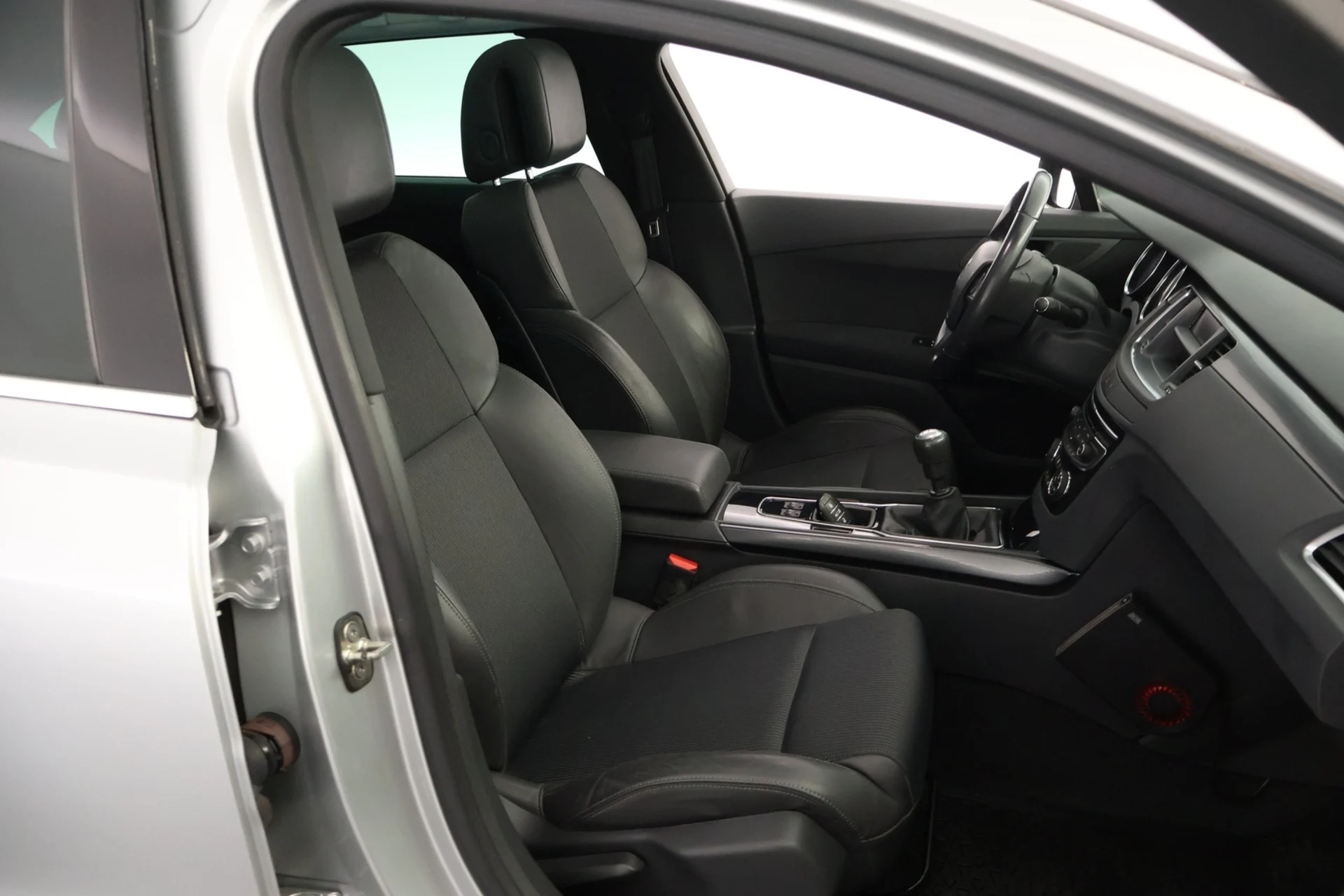 Car Image - 4a85f7zoTQmue0BXsFAYND