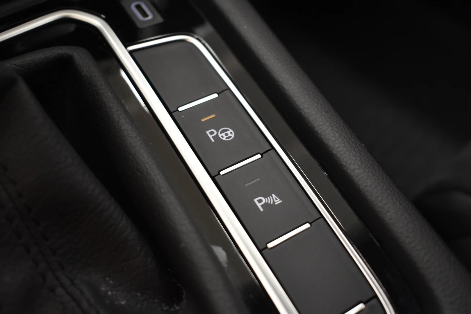 Car Image - 4Rt1DUpGFxG4oEleBe2OEO