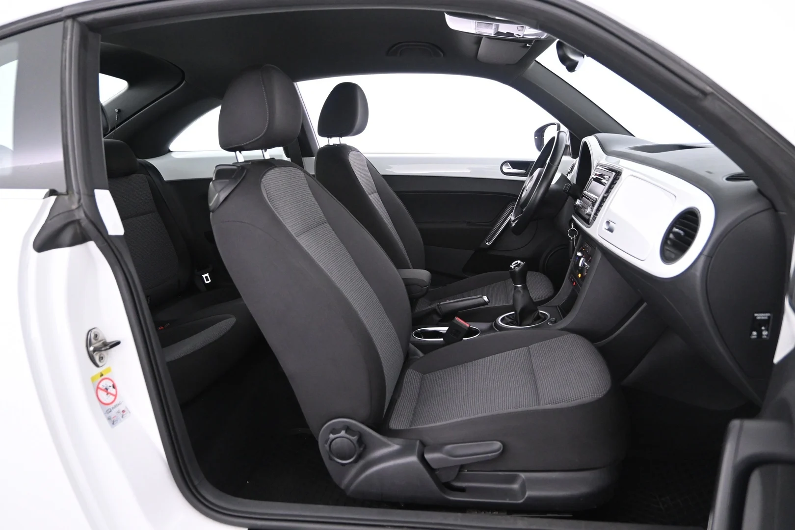 Car Image - 2rY1hAMRHXKXXssoeoayOt
