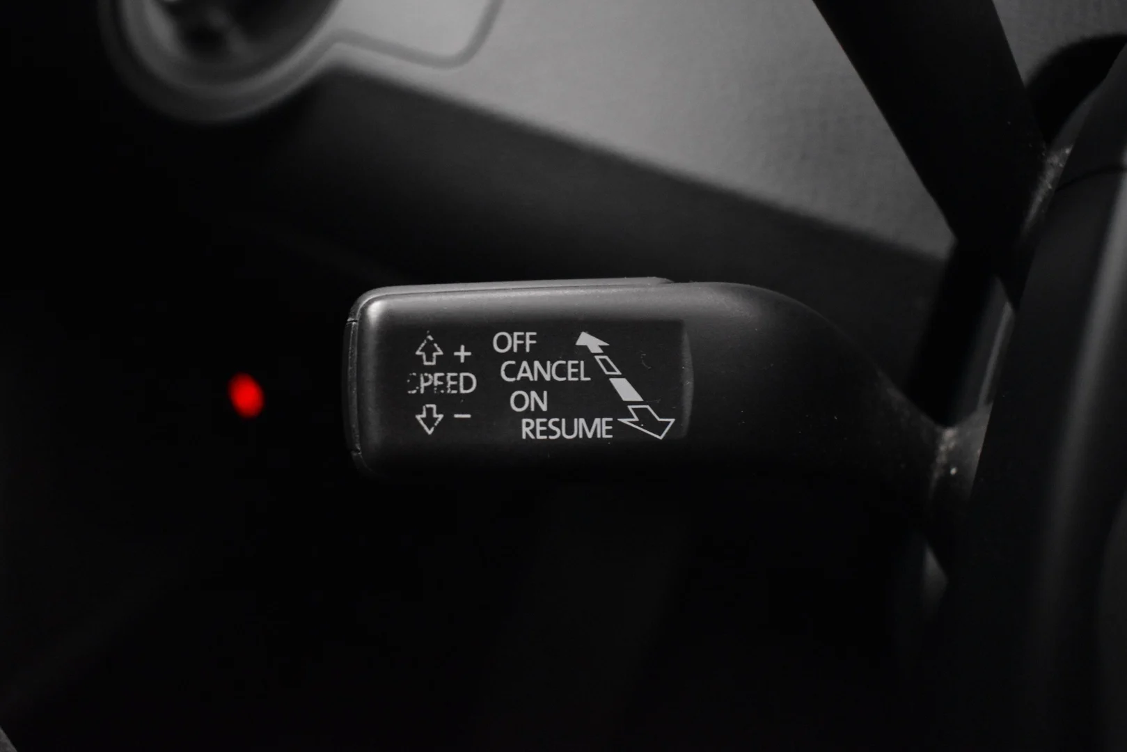 Car Image - 1UUorSsv9c4vHYqZIWL8kI
