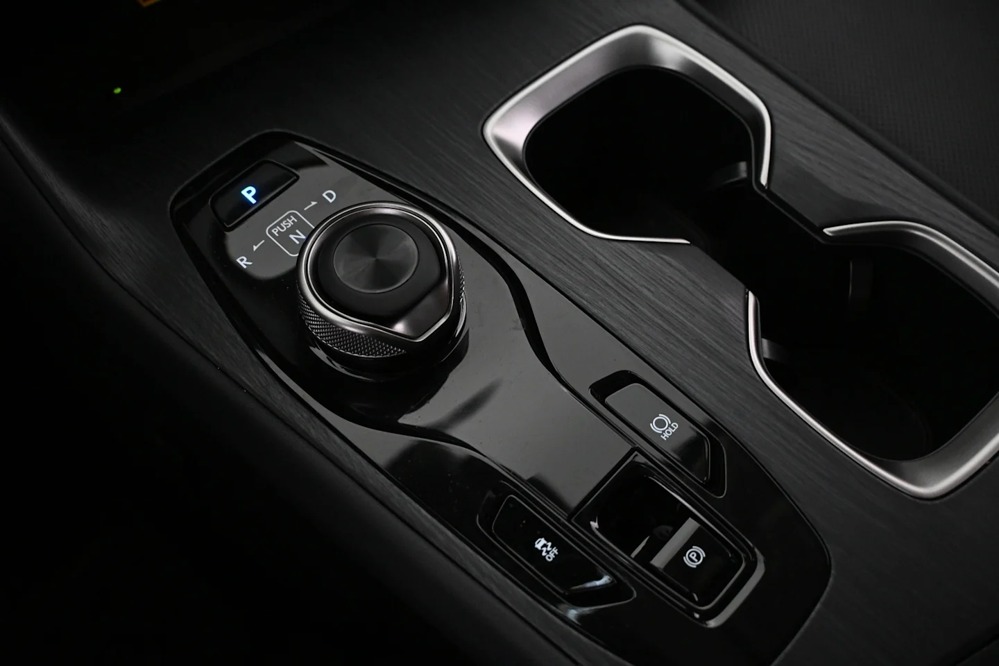 Car Image - 2yuApE4F2m7xm6dGHTB42C