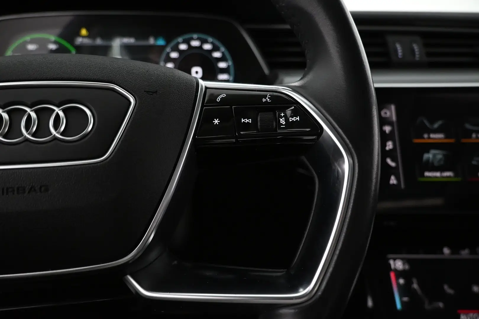 Car Image - 5F9bb1dijmJ24VGe5CpLu7