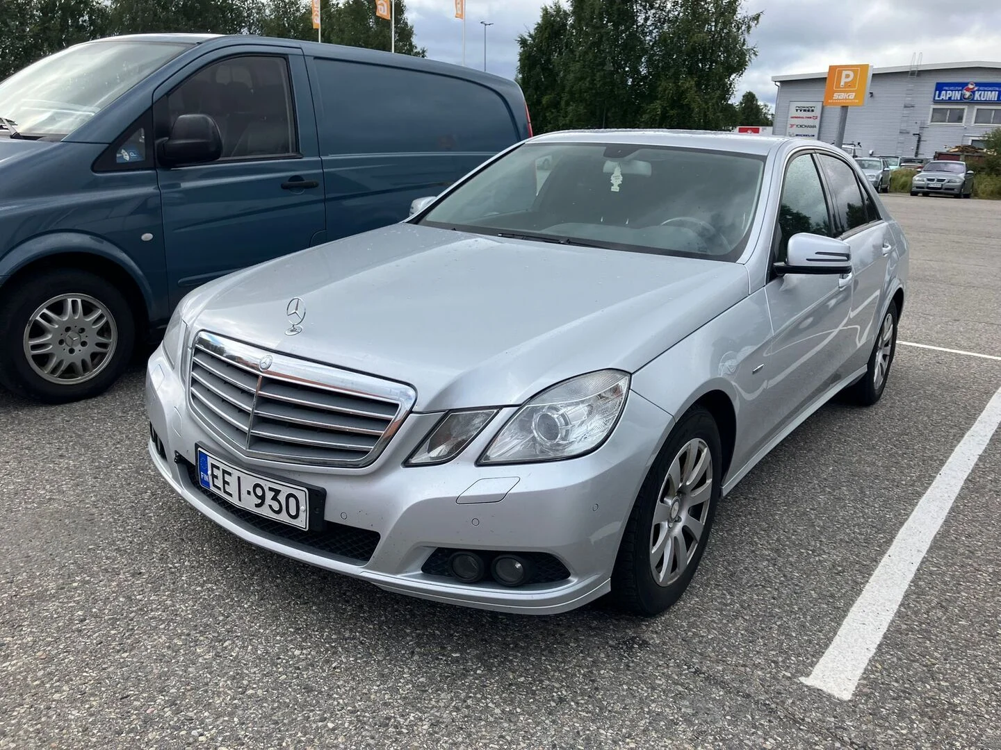 Car Image - 5m74vwWMaET2fSJ8u05Xry
