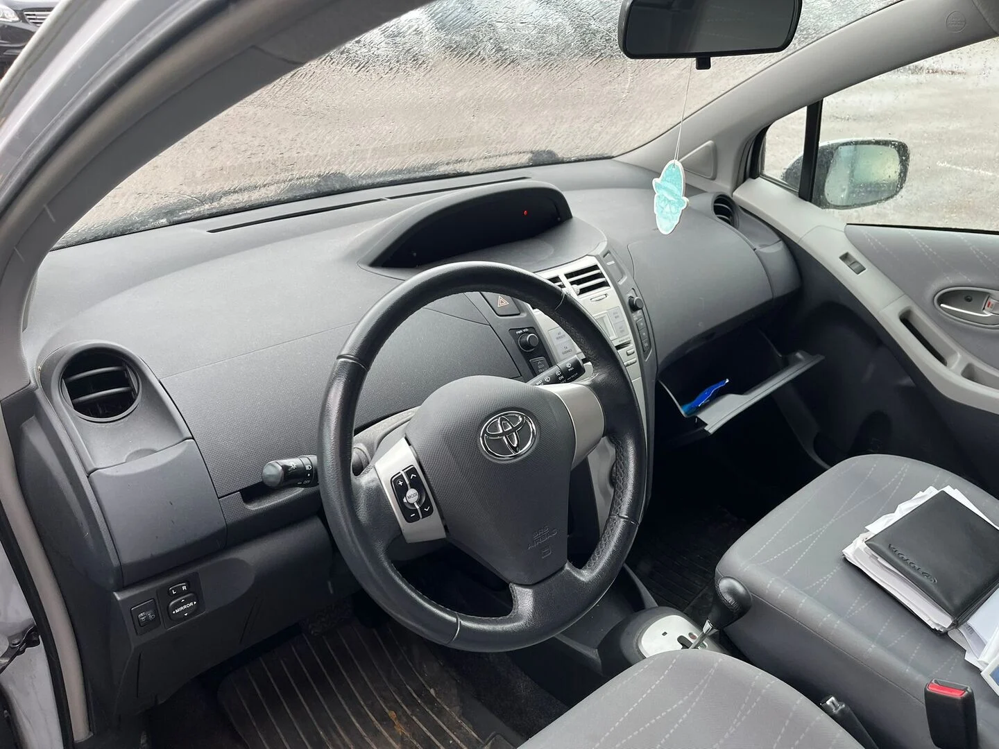 Car Image - 2gDmlcXjWLzRHrr4aPBRMc