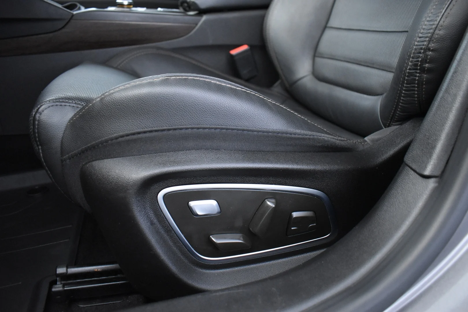 Car Image - 4byVv4psV9AYJoavtK4yWa
