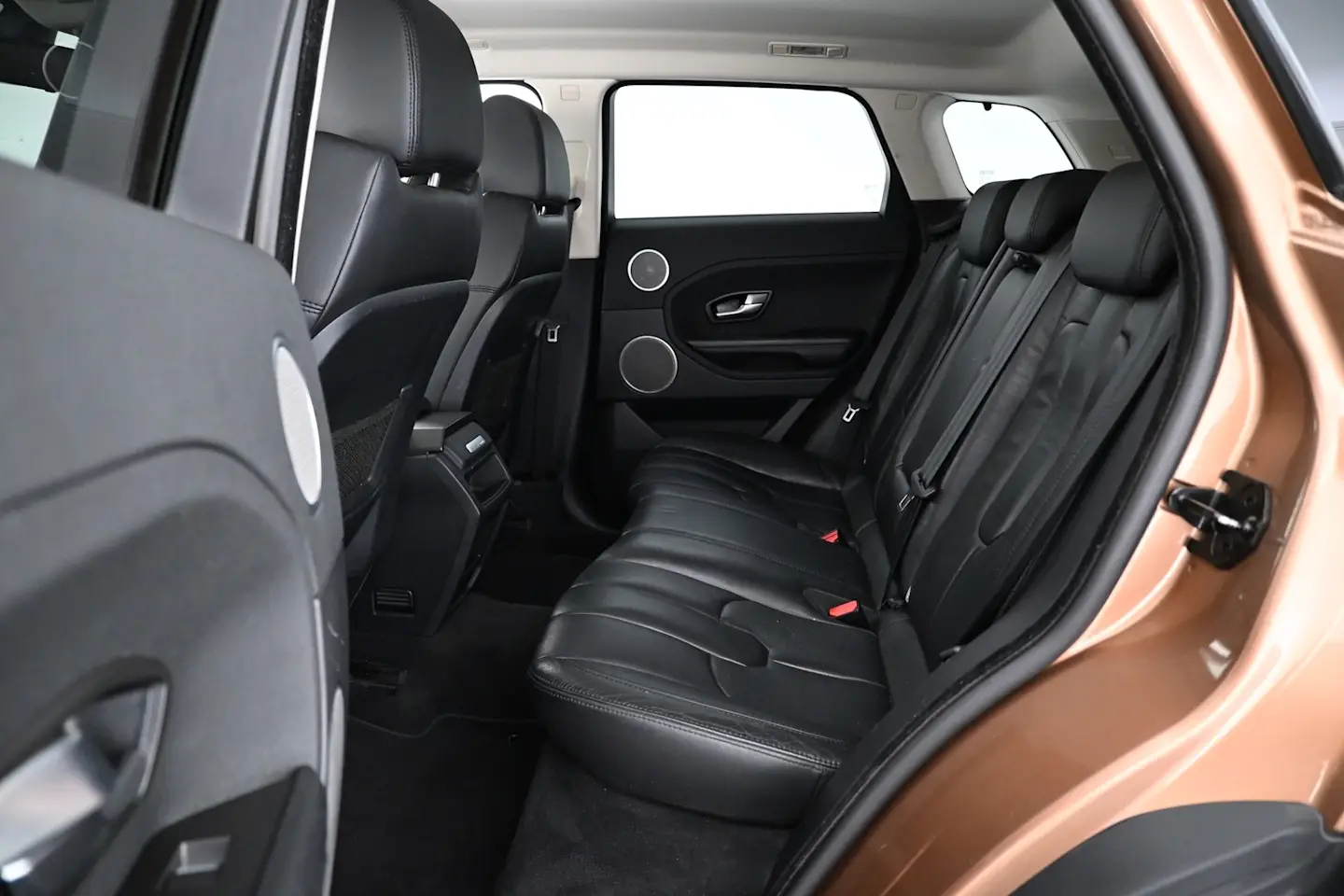 Car Image - 7I97MNOkSkvTVElPhAz6TJ
