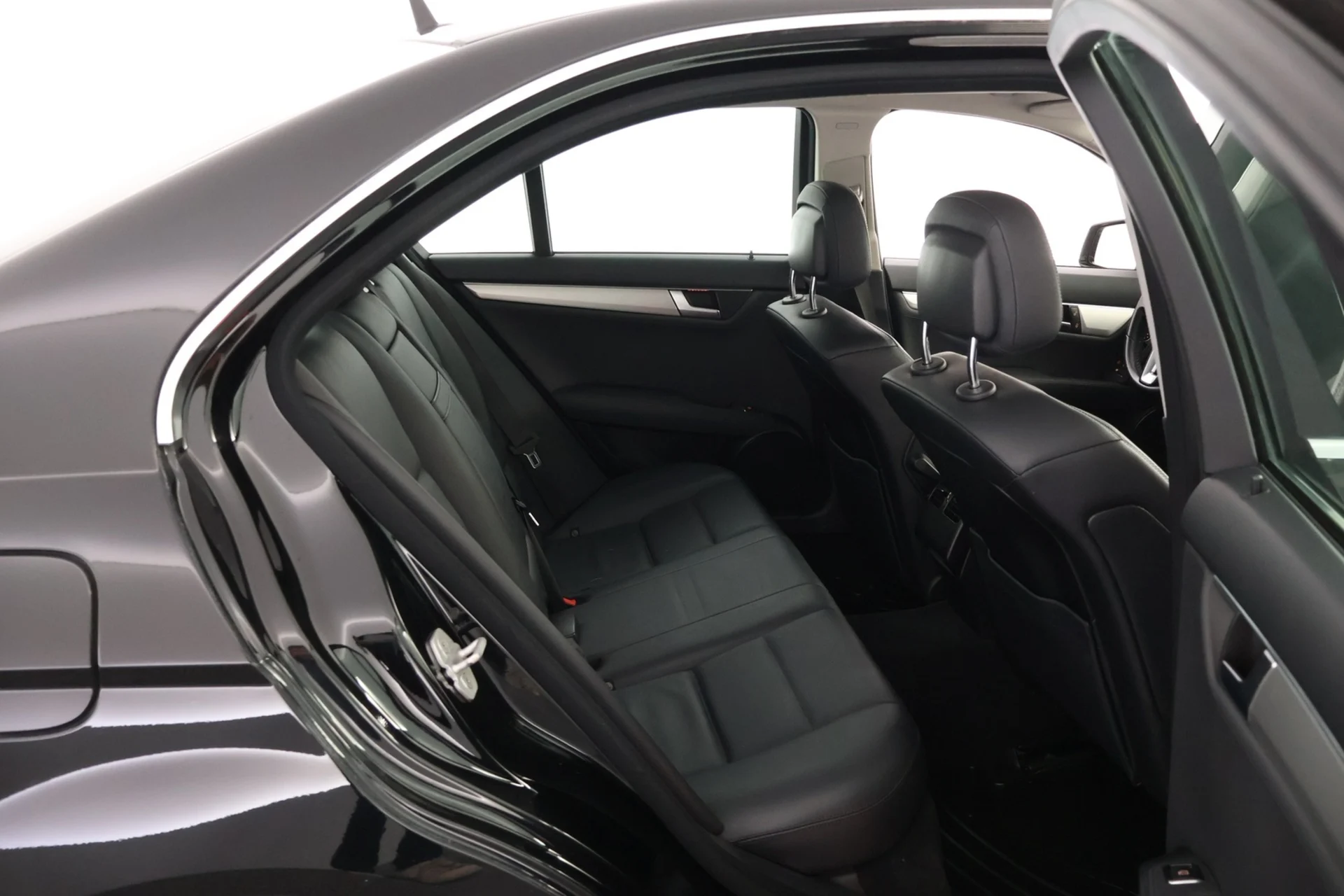Car Image - 2ECqIxFYmzj14c2XijQuZD