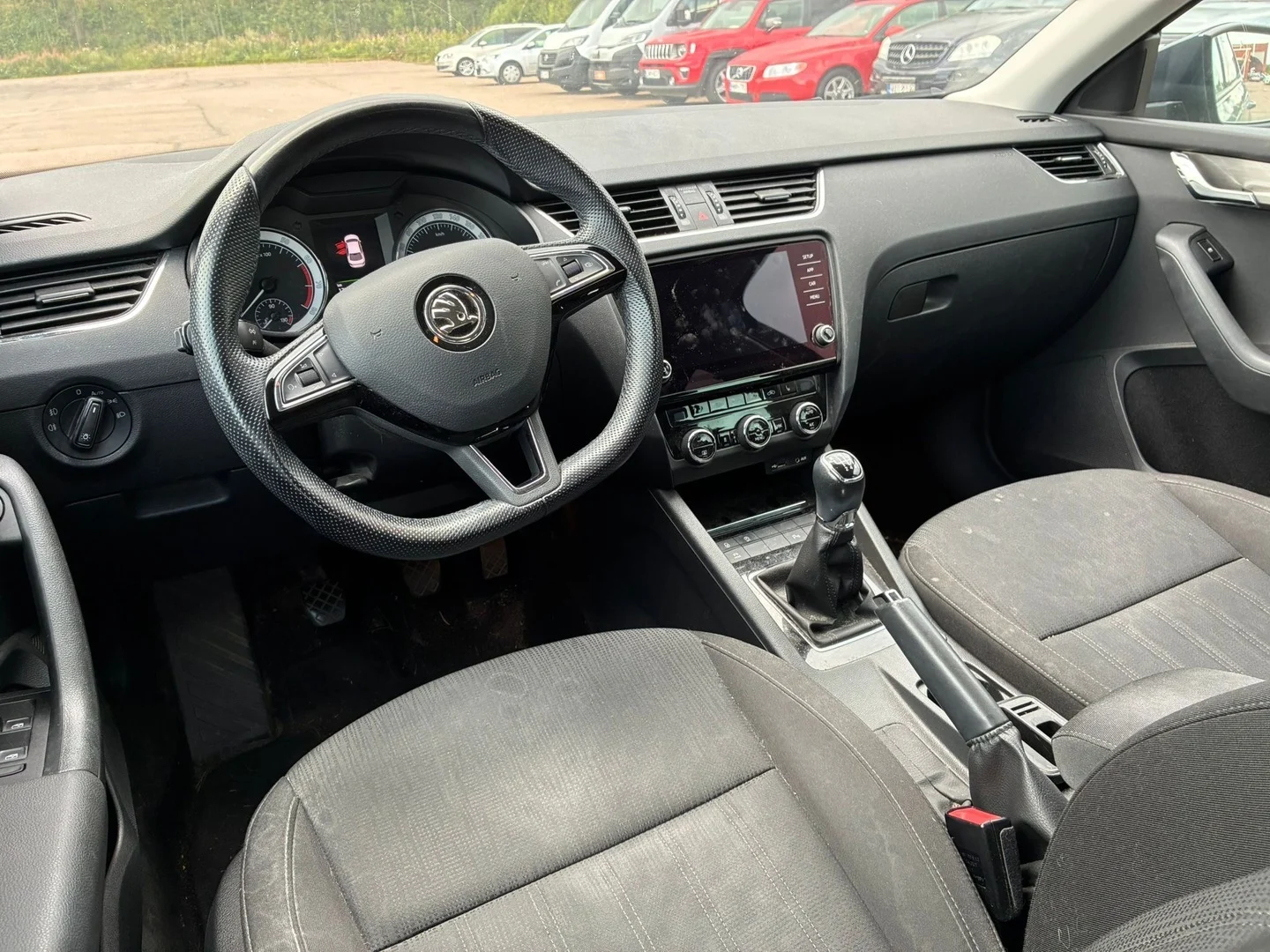 Car Image - TYThpxOViVKyDH6bJZHw7