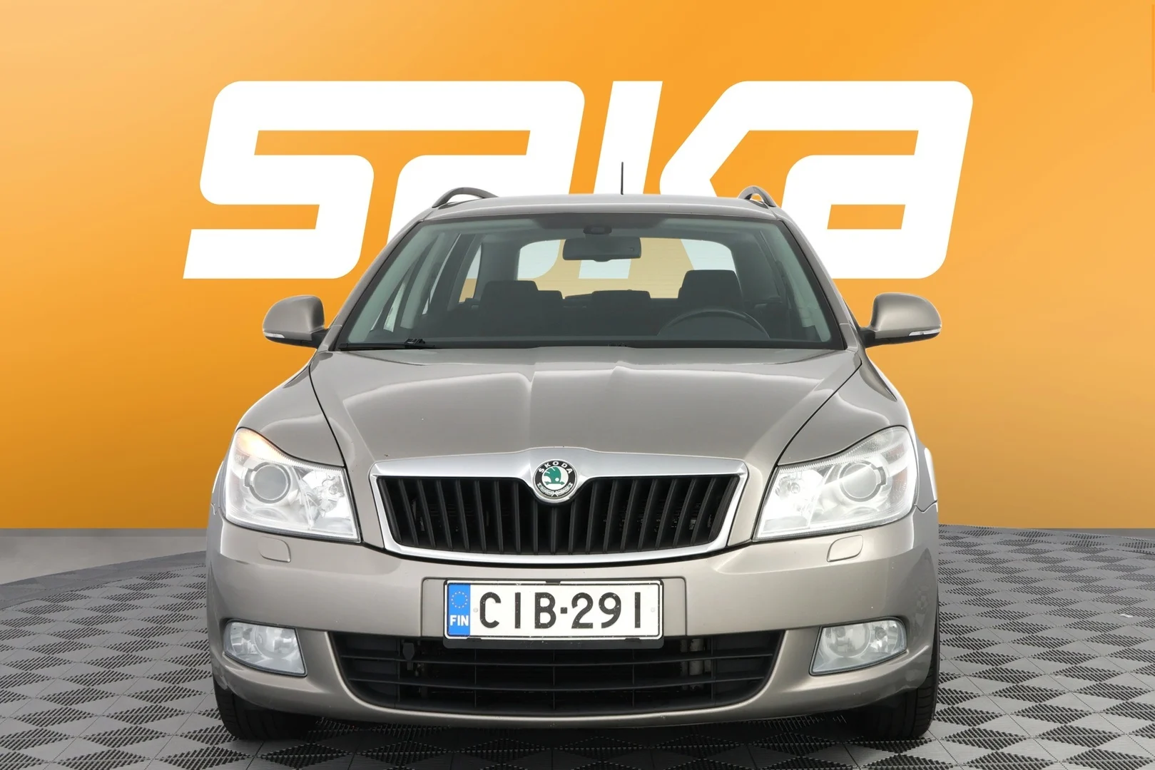 Car Image - 11ADJBluxRuiZcgCdOpdKH