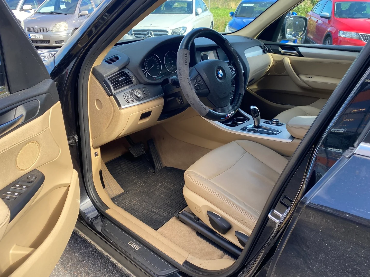 Car Image - 6phcQ61kC27jSybYAxix8d