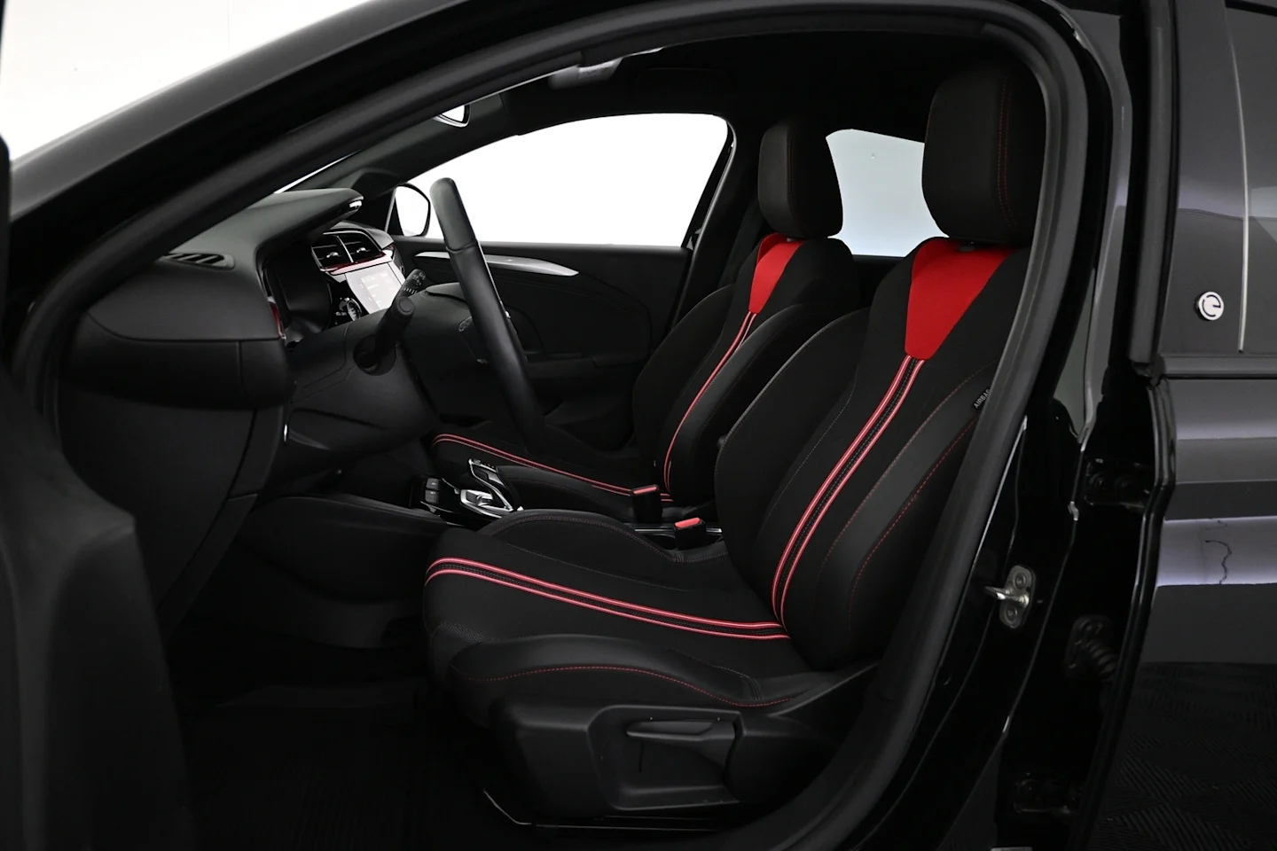 Car Image - ofdBhnKmyni2n6yWuii0V