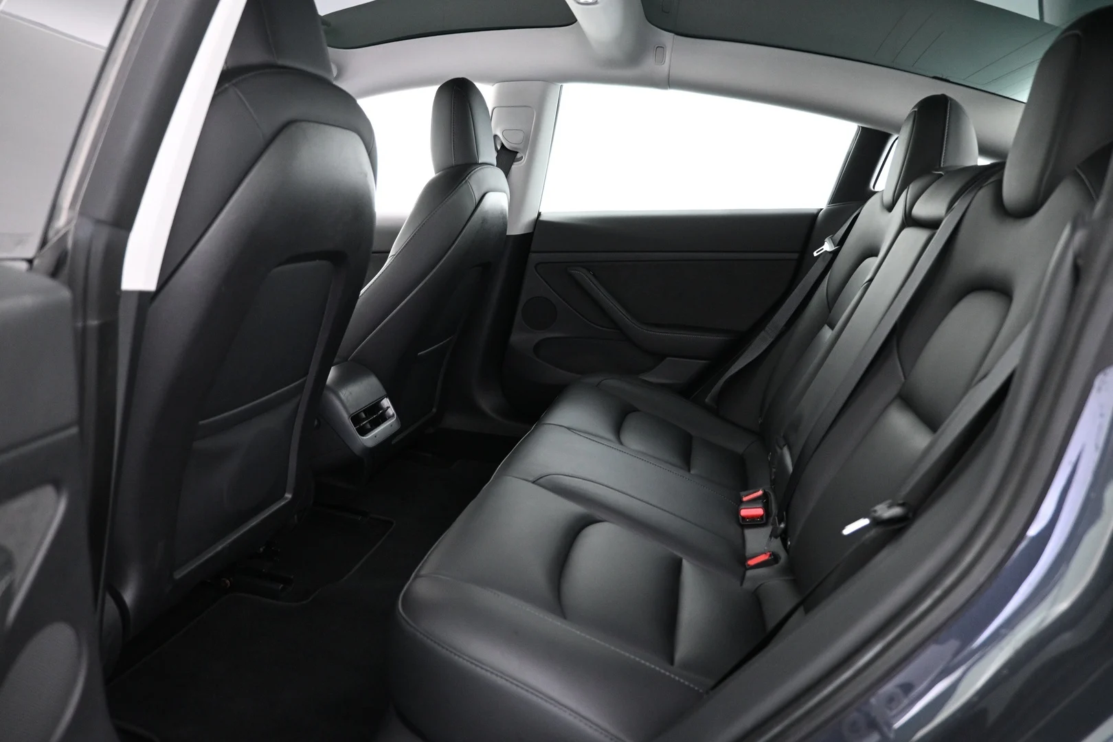 Car Image - 5mtF6IhTFhcKiG6rx52i4B