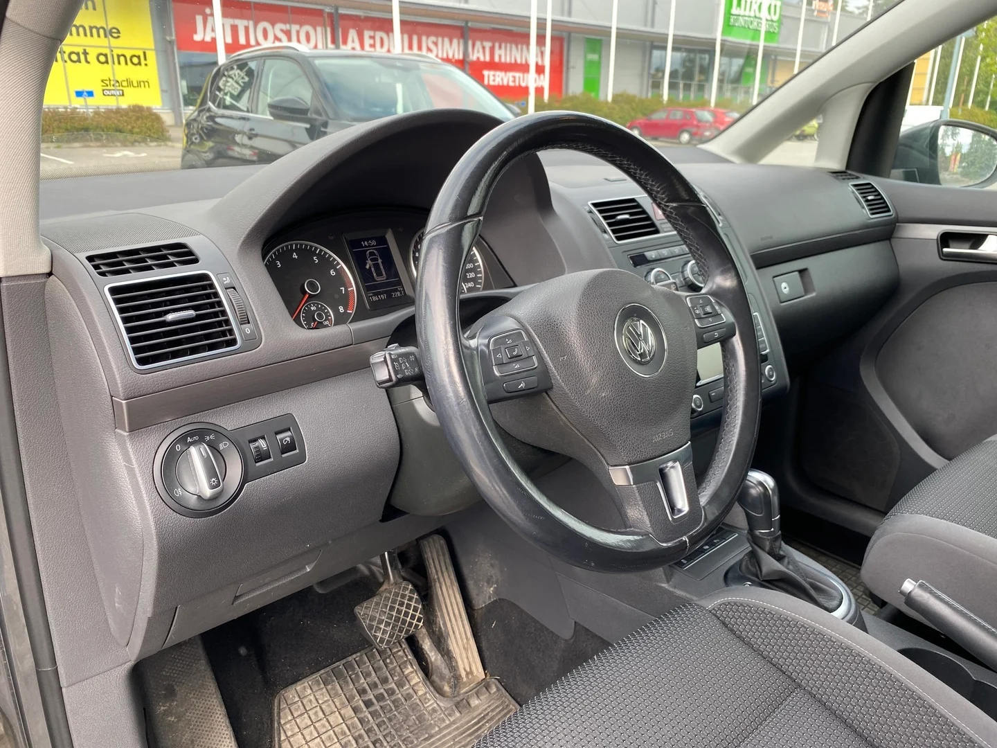 Car Image - 73tkBL72hB8bKLa18wWPwc