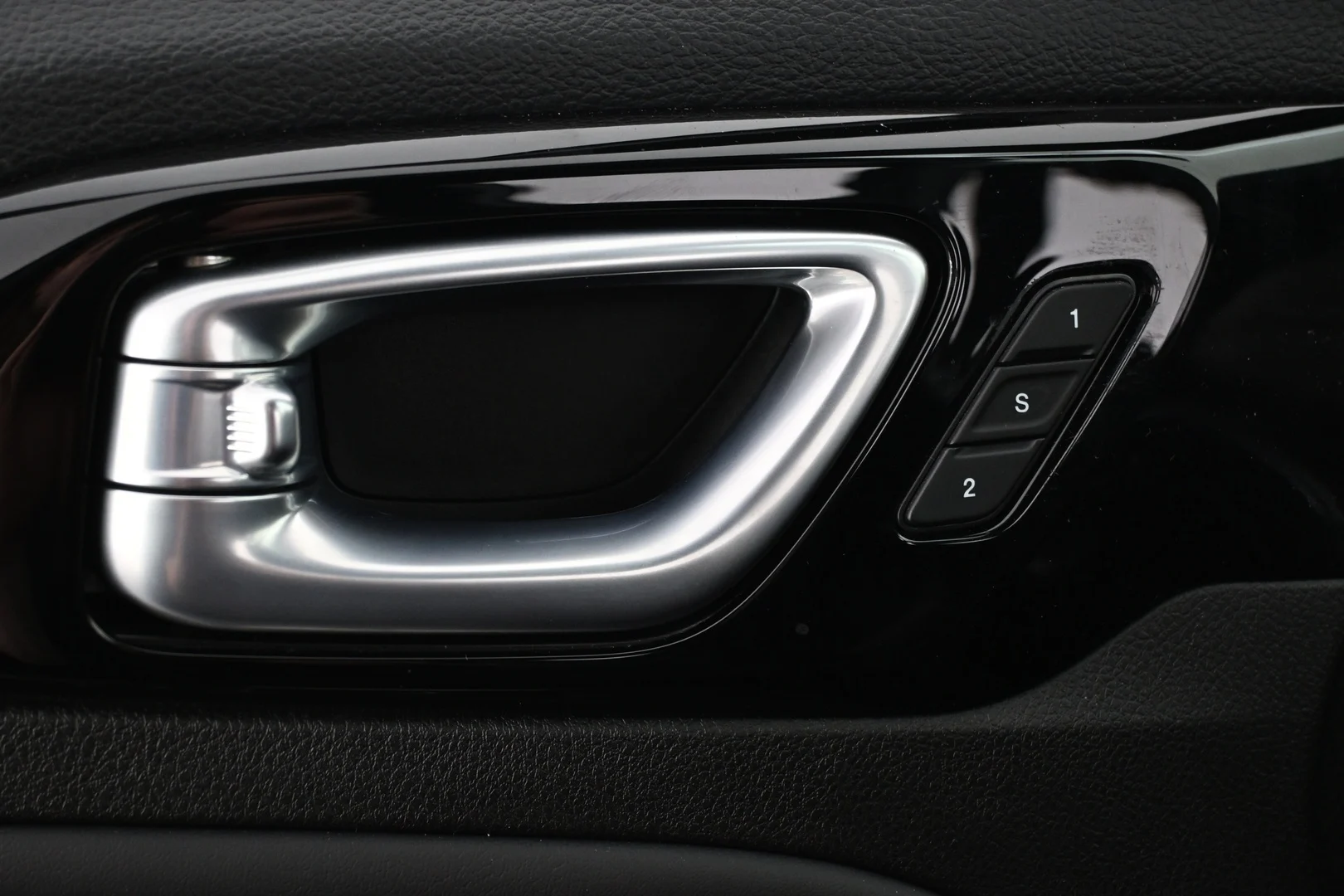 Car Image - 3j2mIhjjh9RvihyQD3itHR