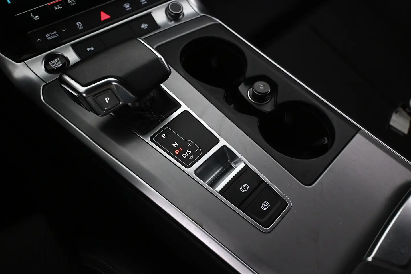 Car Image - 750CIXHG2GYmpwCrsSjVPT