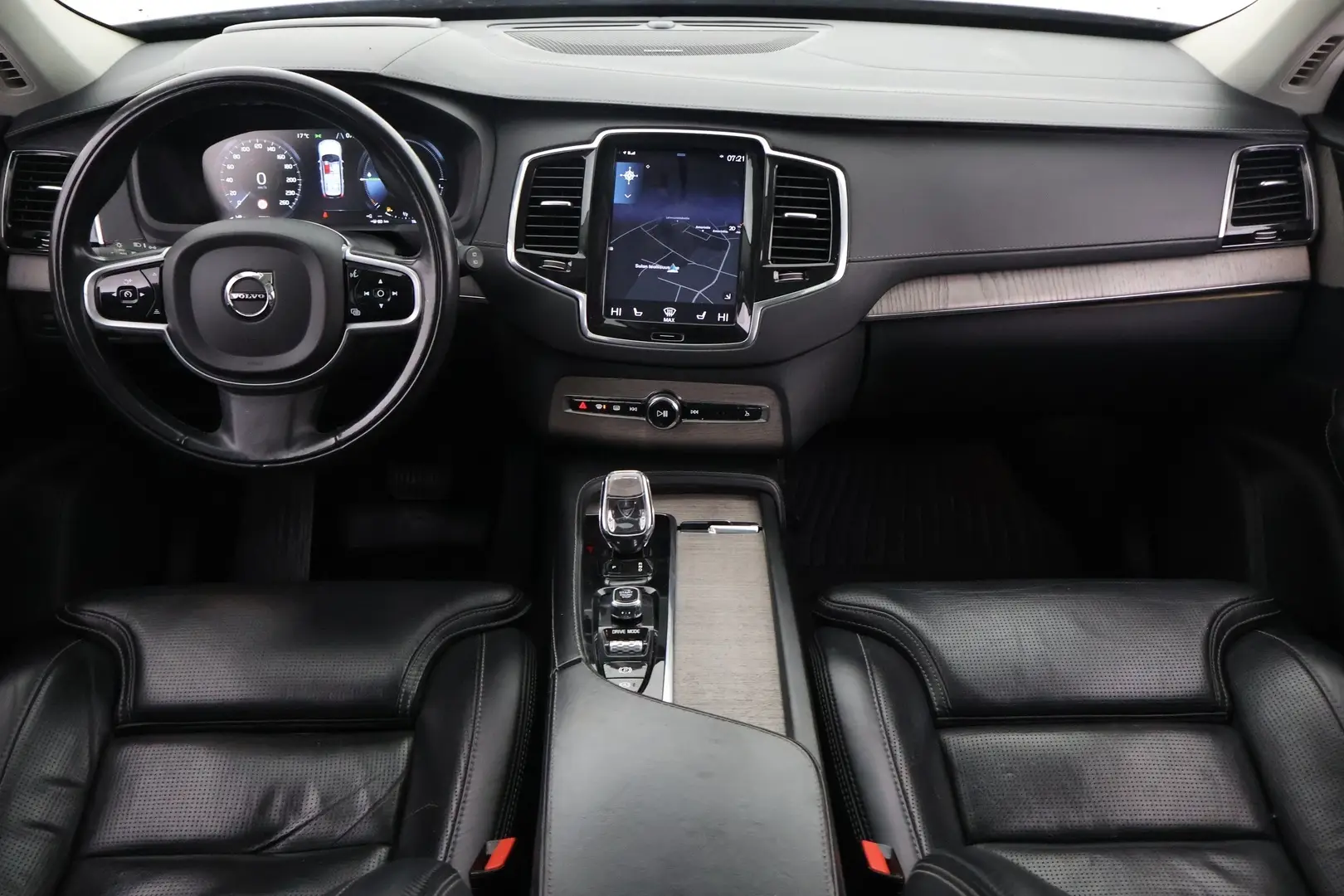Car Image - 1J3sEf9jaHbTrlRXdY0X1P