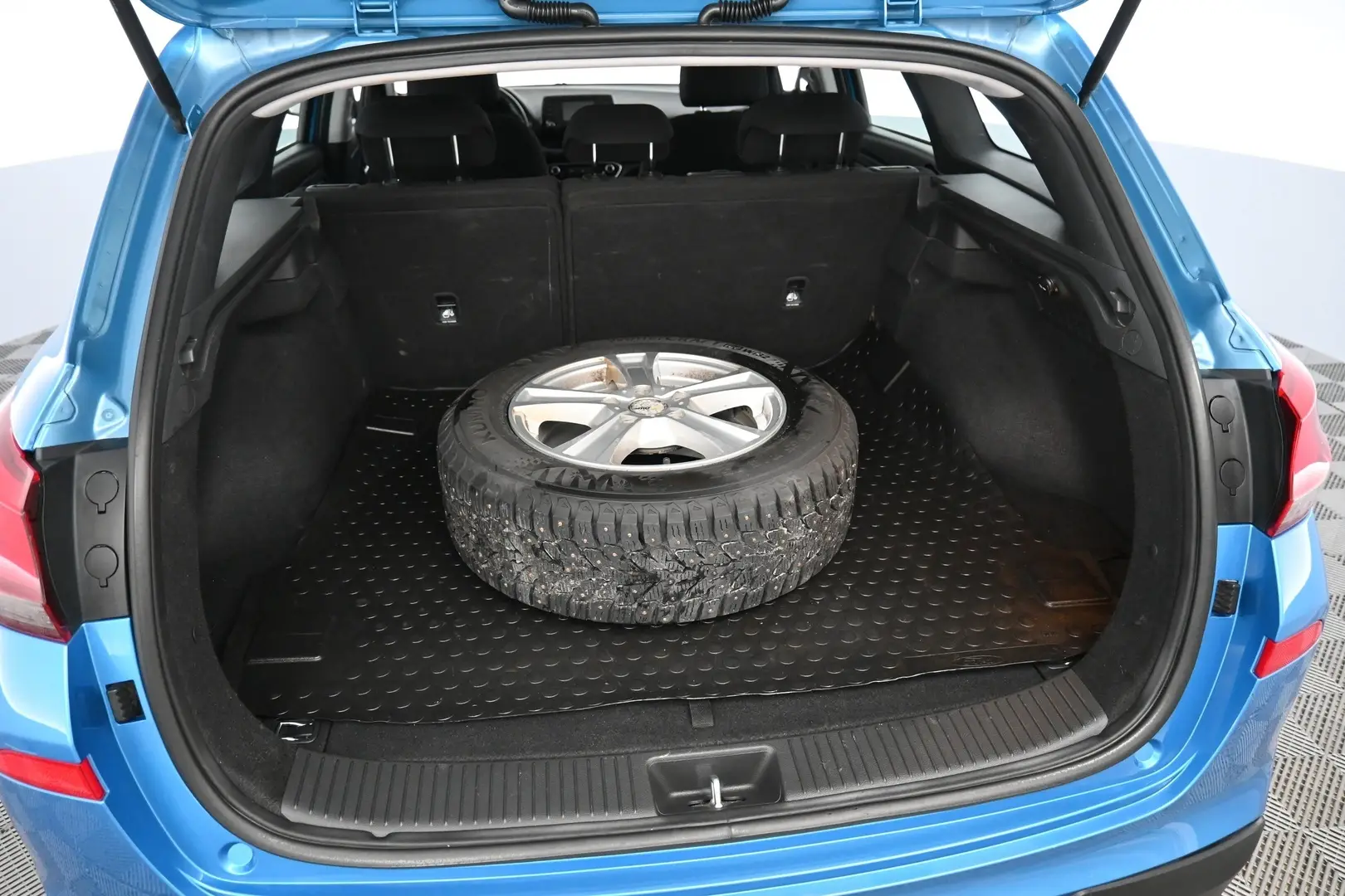 Car Image - 5Uou8I52XLX6lurua7RU2D
