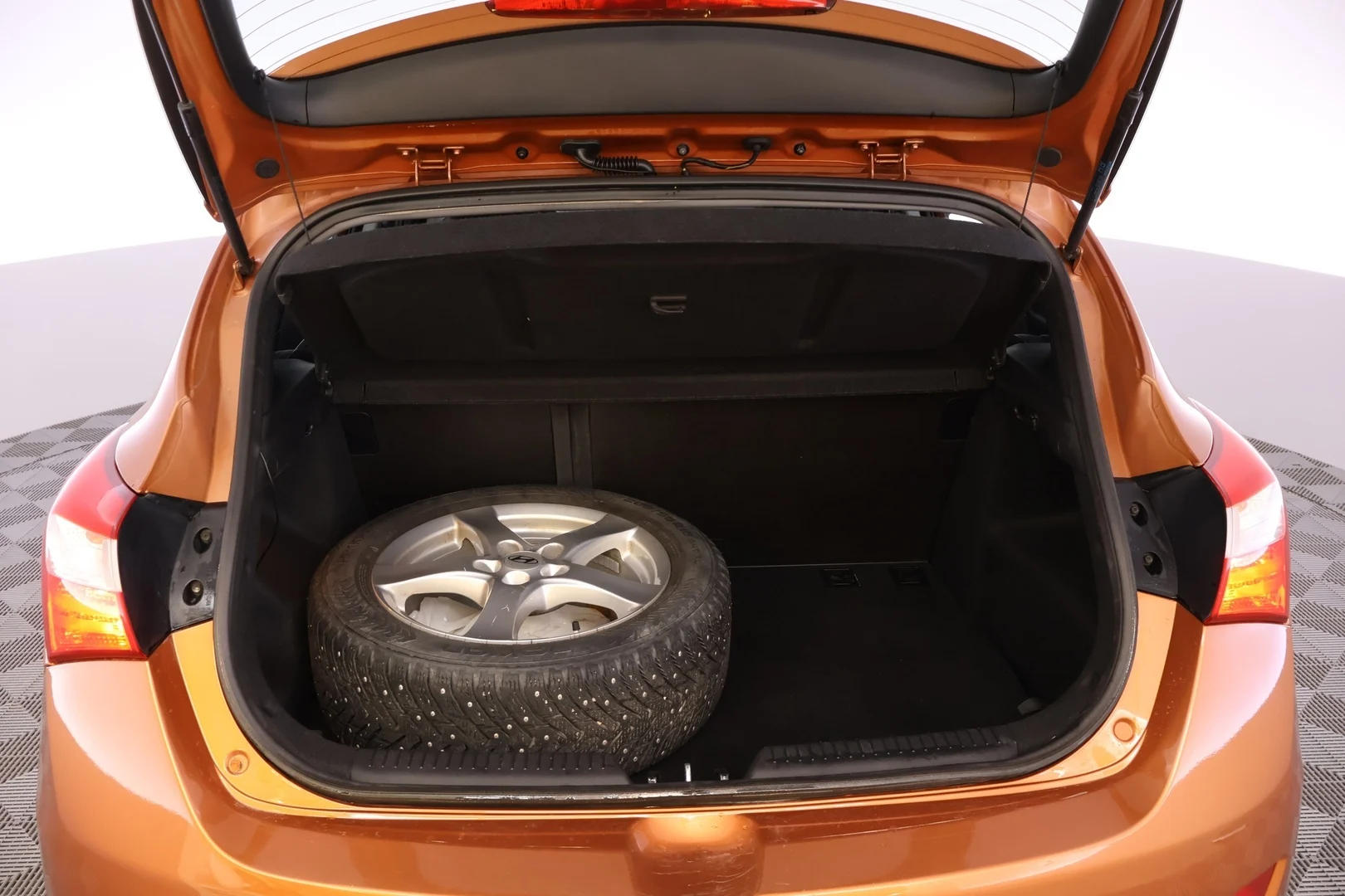 Car Image - 30odsjtnbaUP4QxJWDee3z