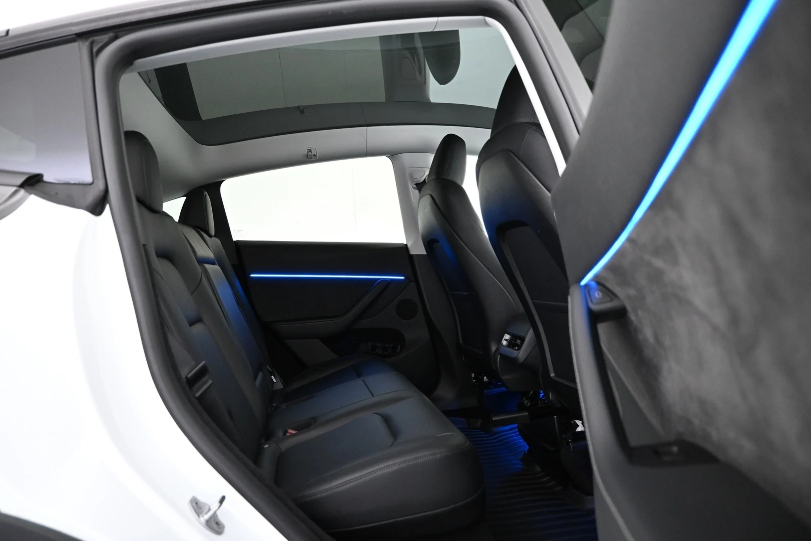 Car Image - 6itum8apPdQaitWlPEdFVo
