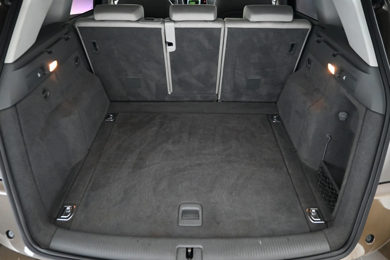 Car Image - 1oFtH4eRo9u1H3rC93wAHF