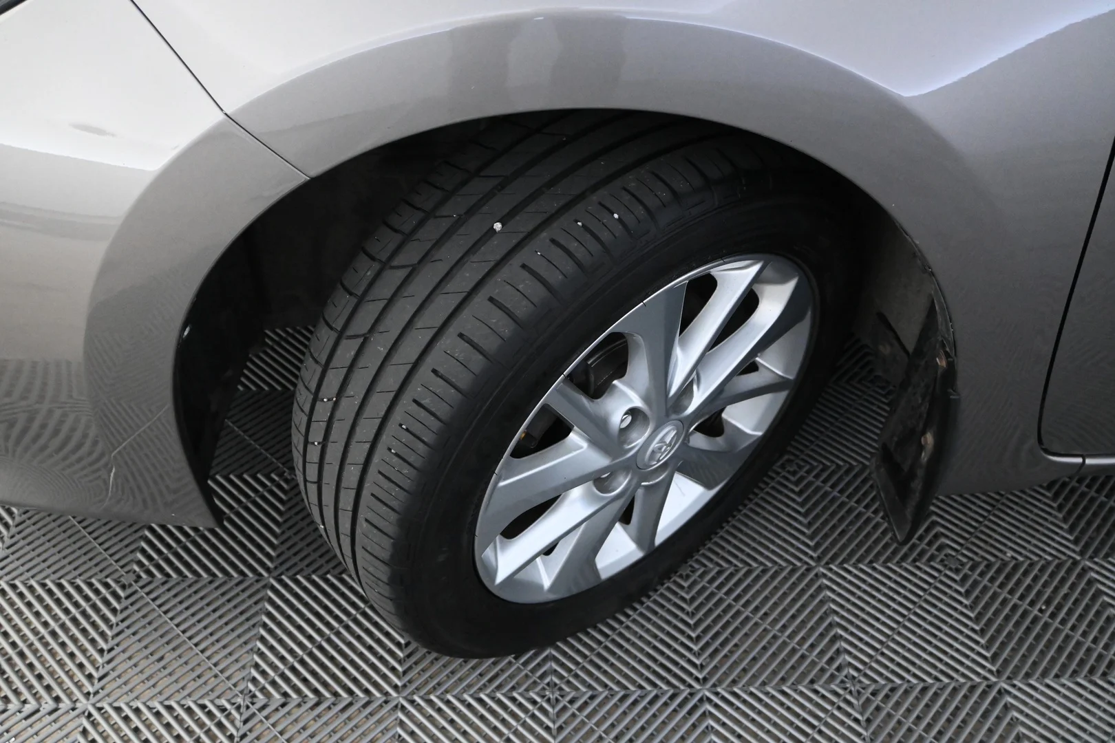 Car Image - 3JcoVYw82m2JYzKZxVXE43