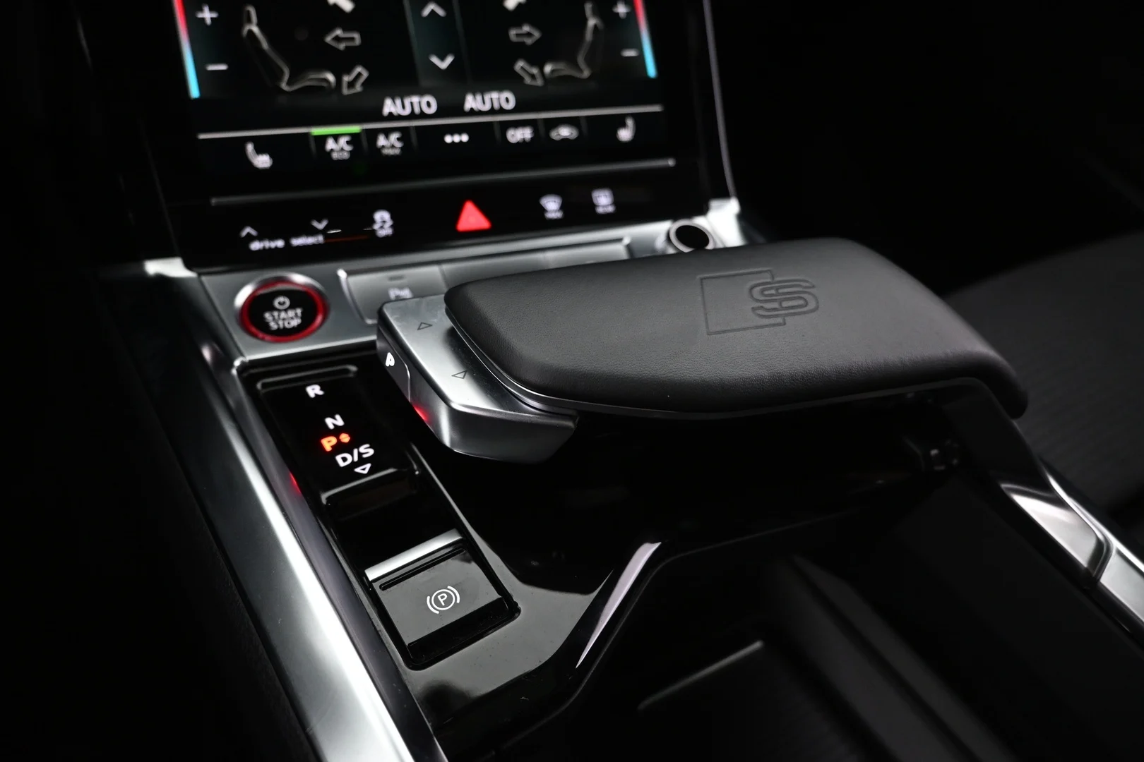 Car Image - j4MOEiYWG9vehRUY2Xqvm