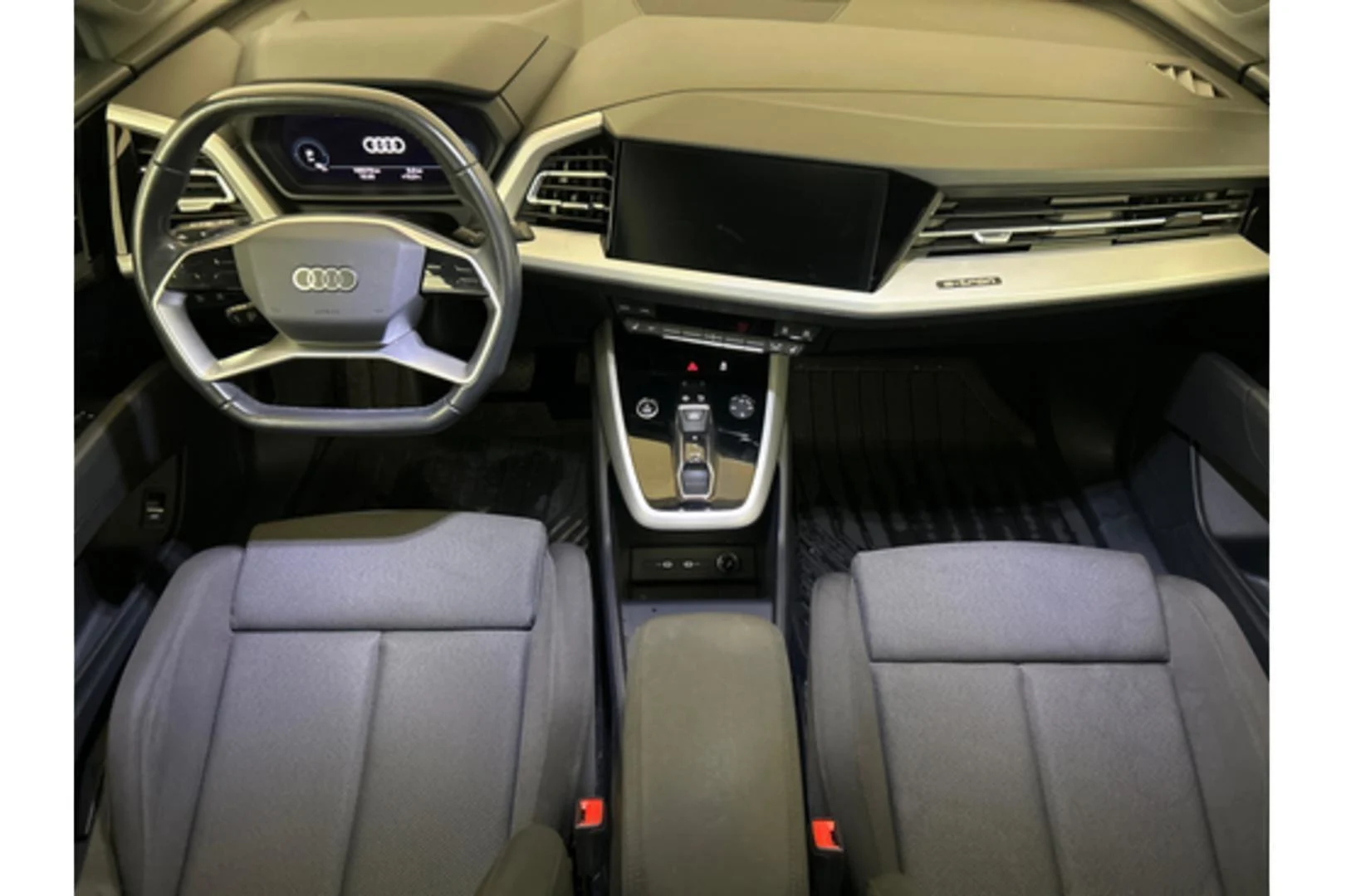 Car Image - 6mGRzK0LhtJwVJrt94G1mV