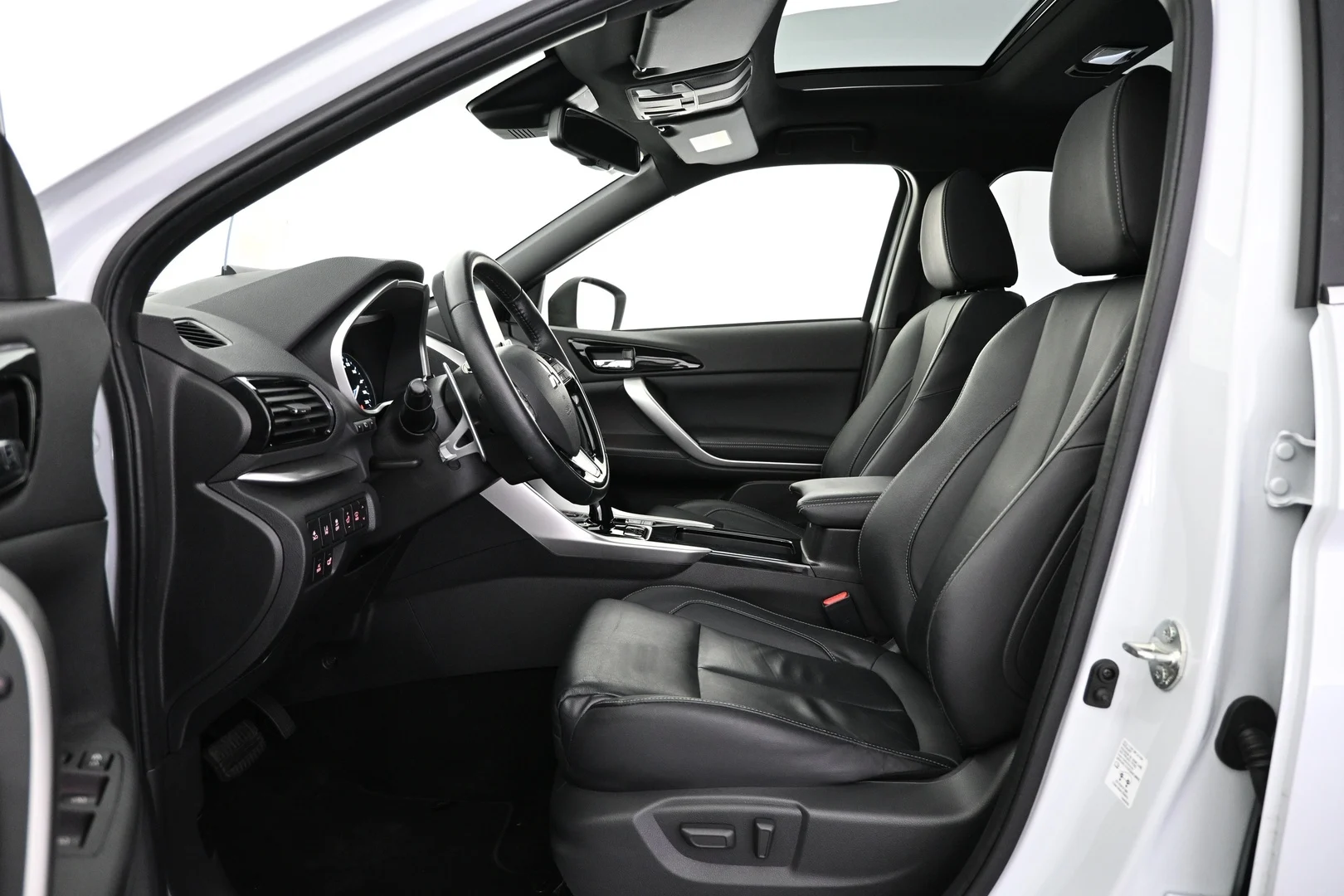 Car Image - 6vRYNOYwiwNBGm8c7dVrM4