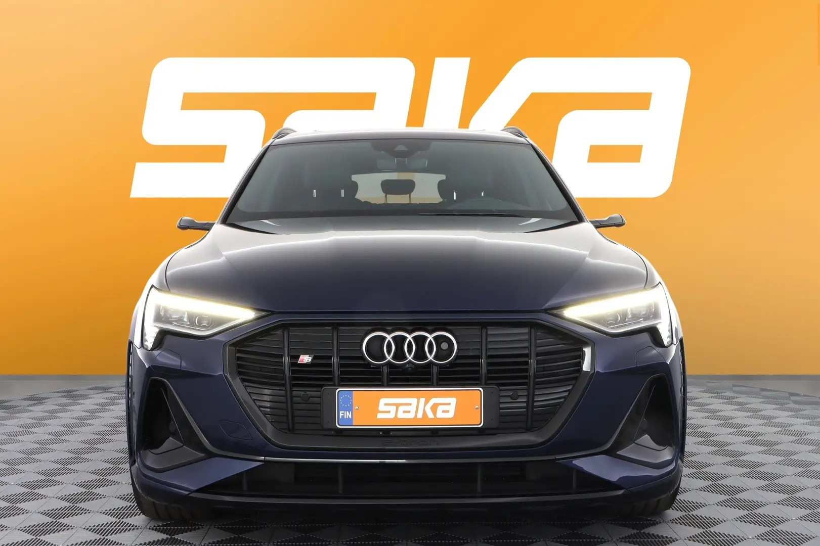 Car Image - tKKS5jwDeA3k77Ww1semz