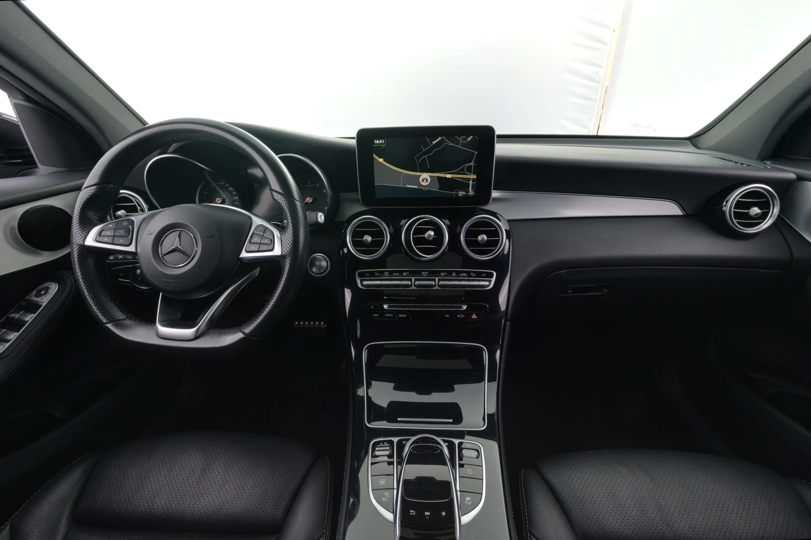 Car Image - 5Ez4J8IKEcHpdaAKvbVFxQ