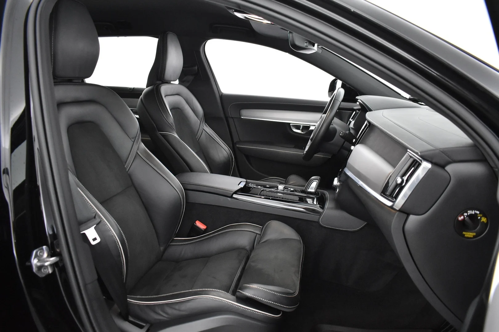 Car Image - 7koq4rPjdhmdRhFVx4Uaqr