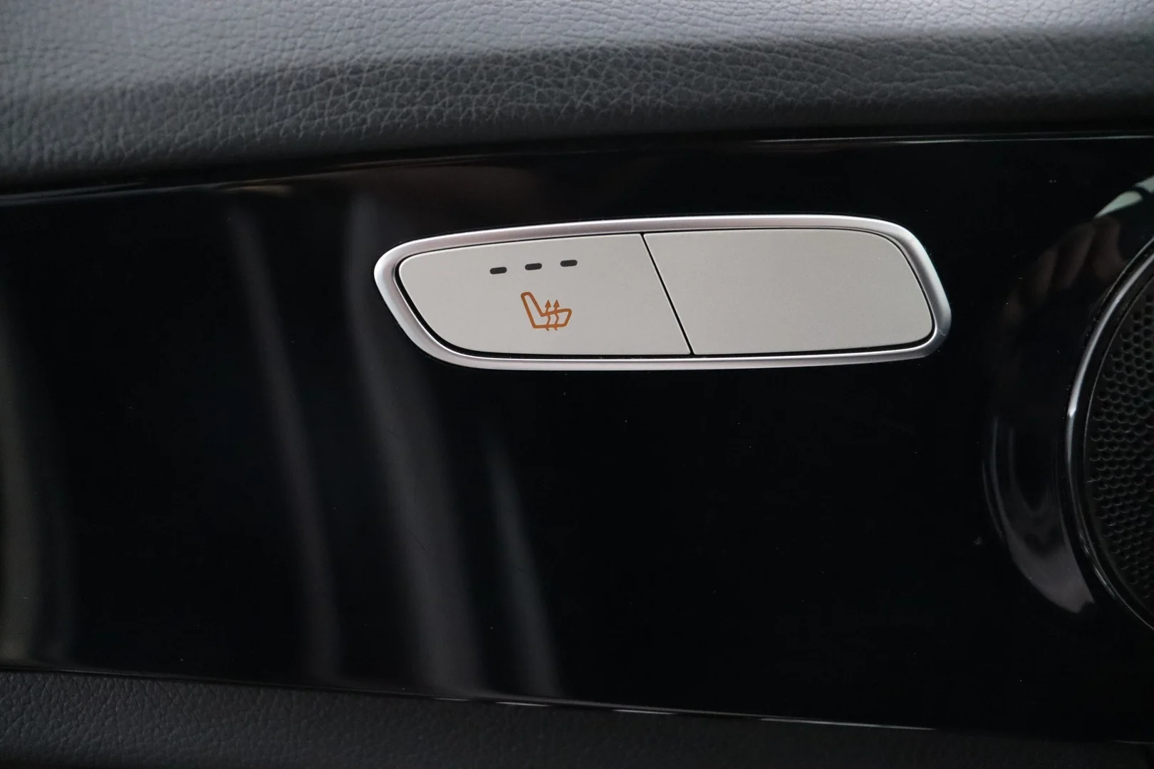 Car Image - OvwsuDmTUT99tNMYn9Ogp