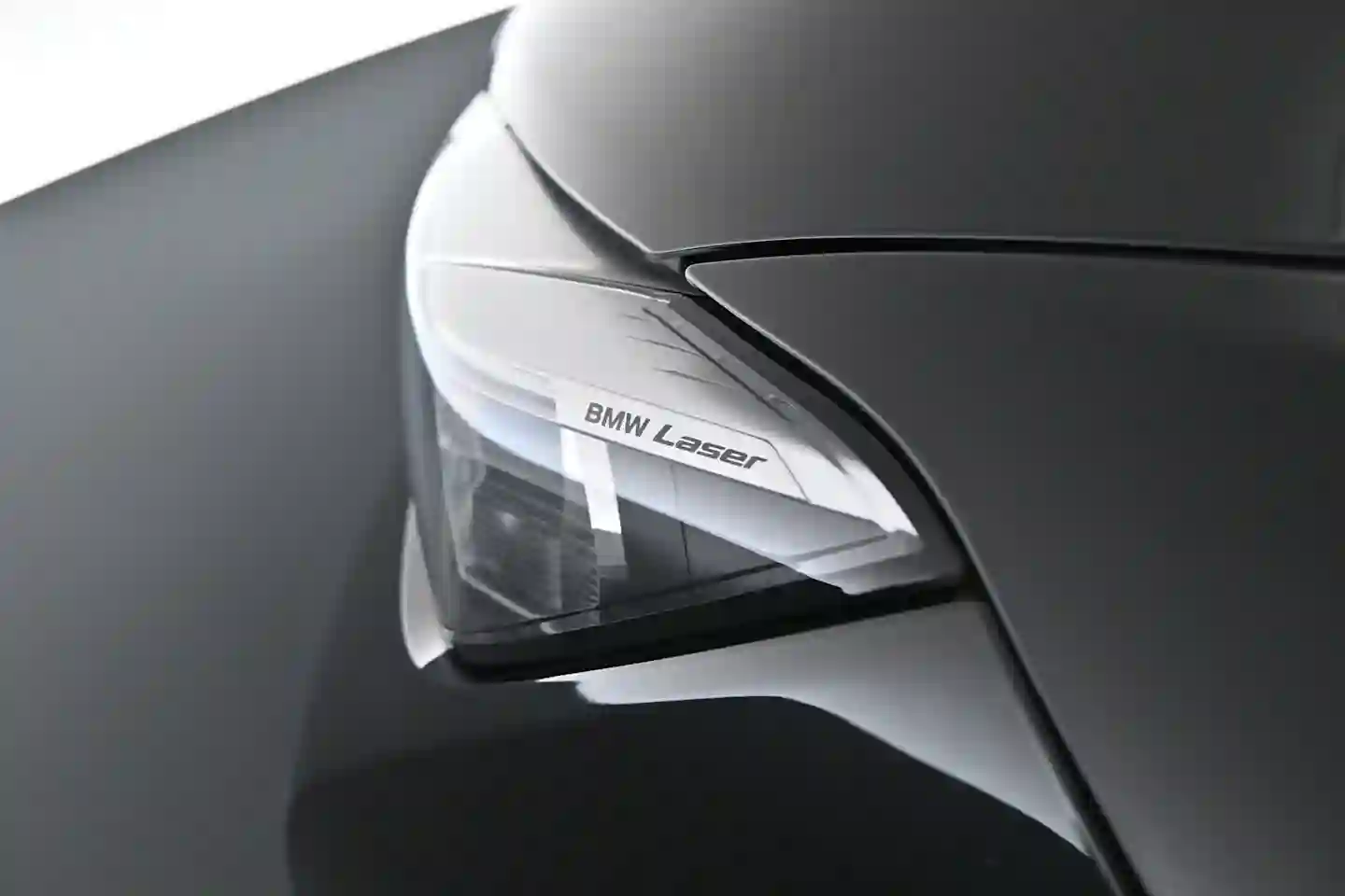 Car Image - 6SmPiGu3f0uVvcStaxfCRD