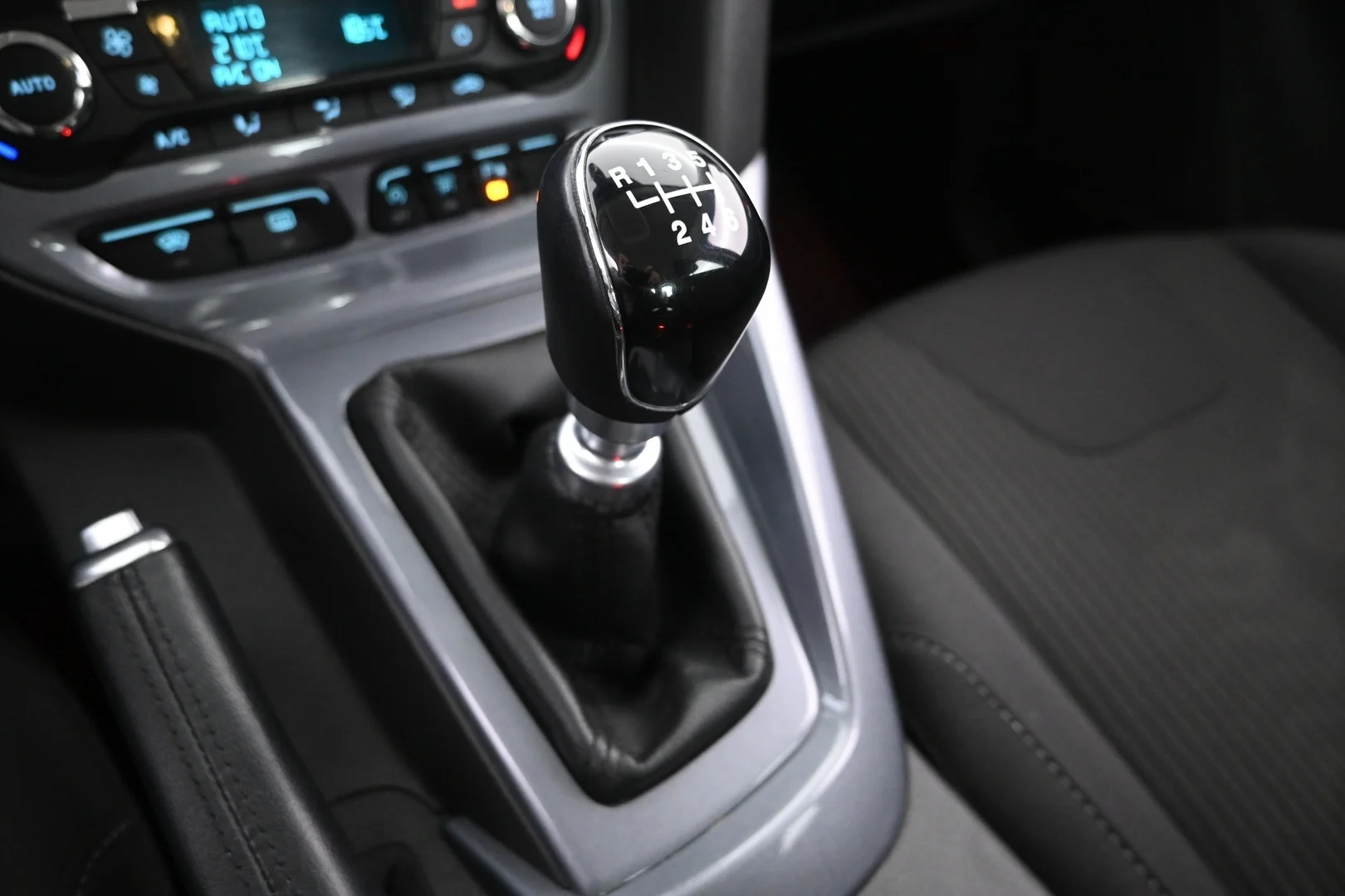Car Image - 5ytdn5Opx0OiPz7imD8lrc