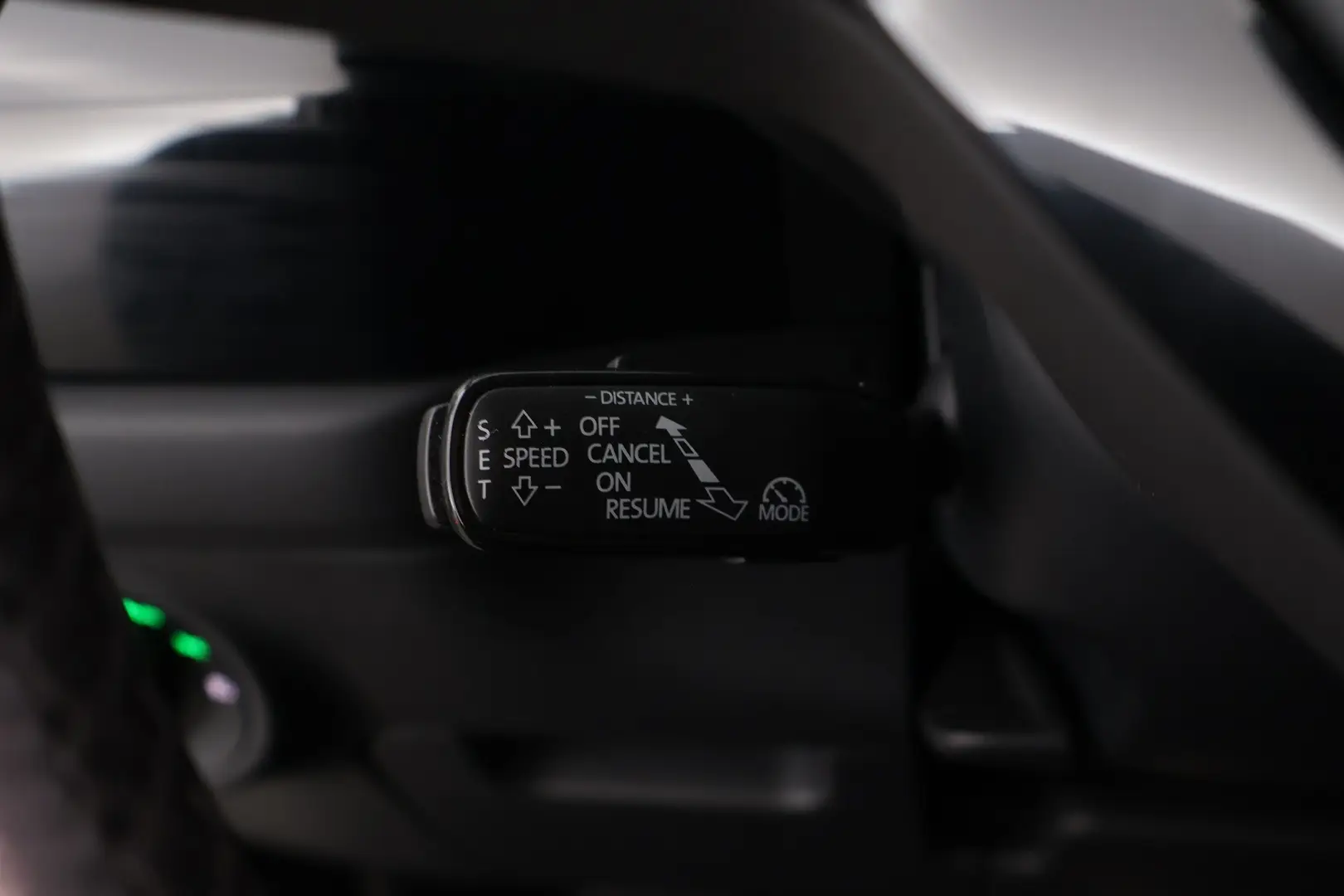 Car Image - 2b6kBY70QkFXrlary0dVQG