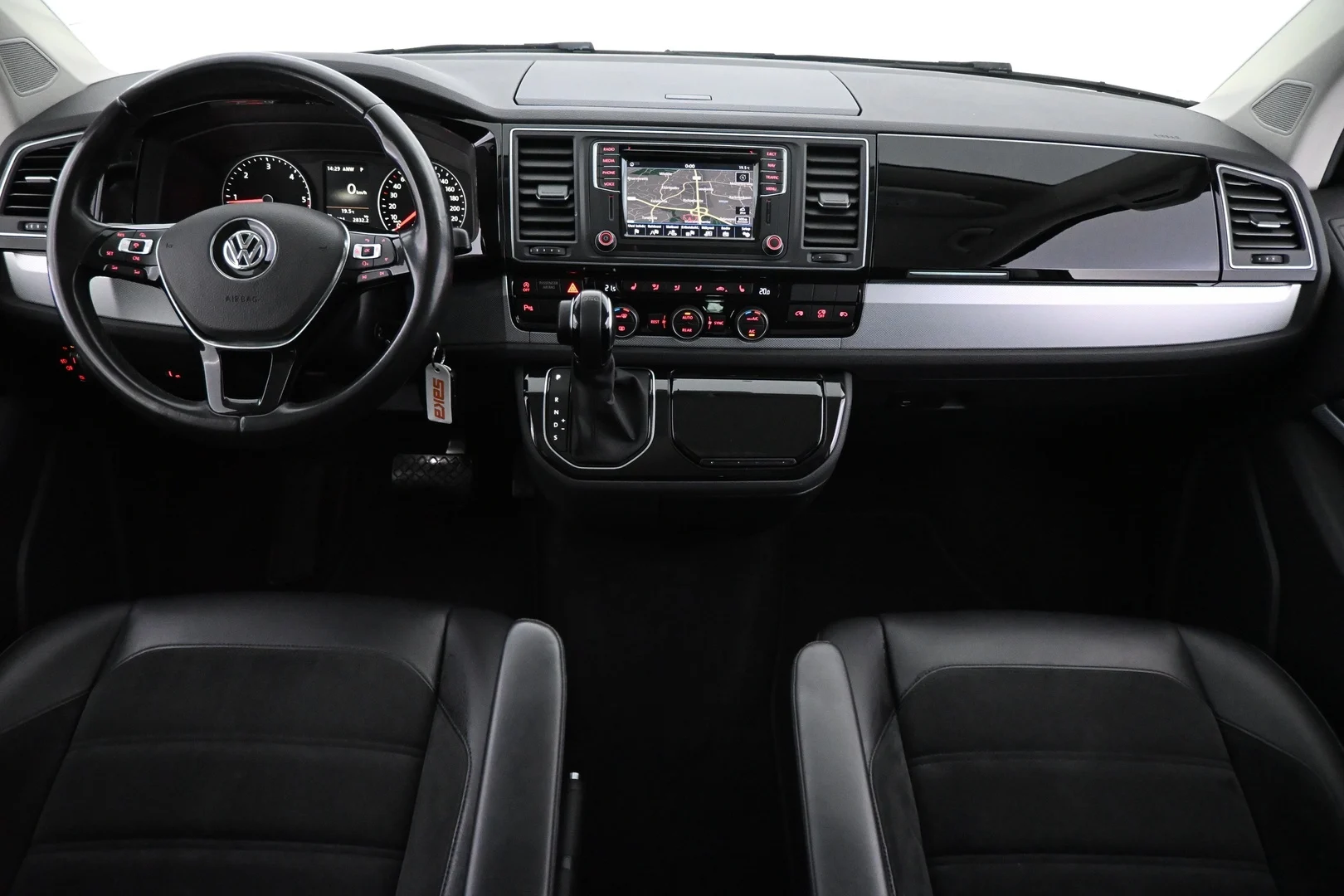 Car Image - 5UDkAVDms5UVT8TkbxlGLM