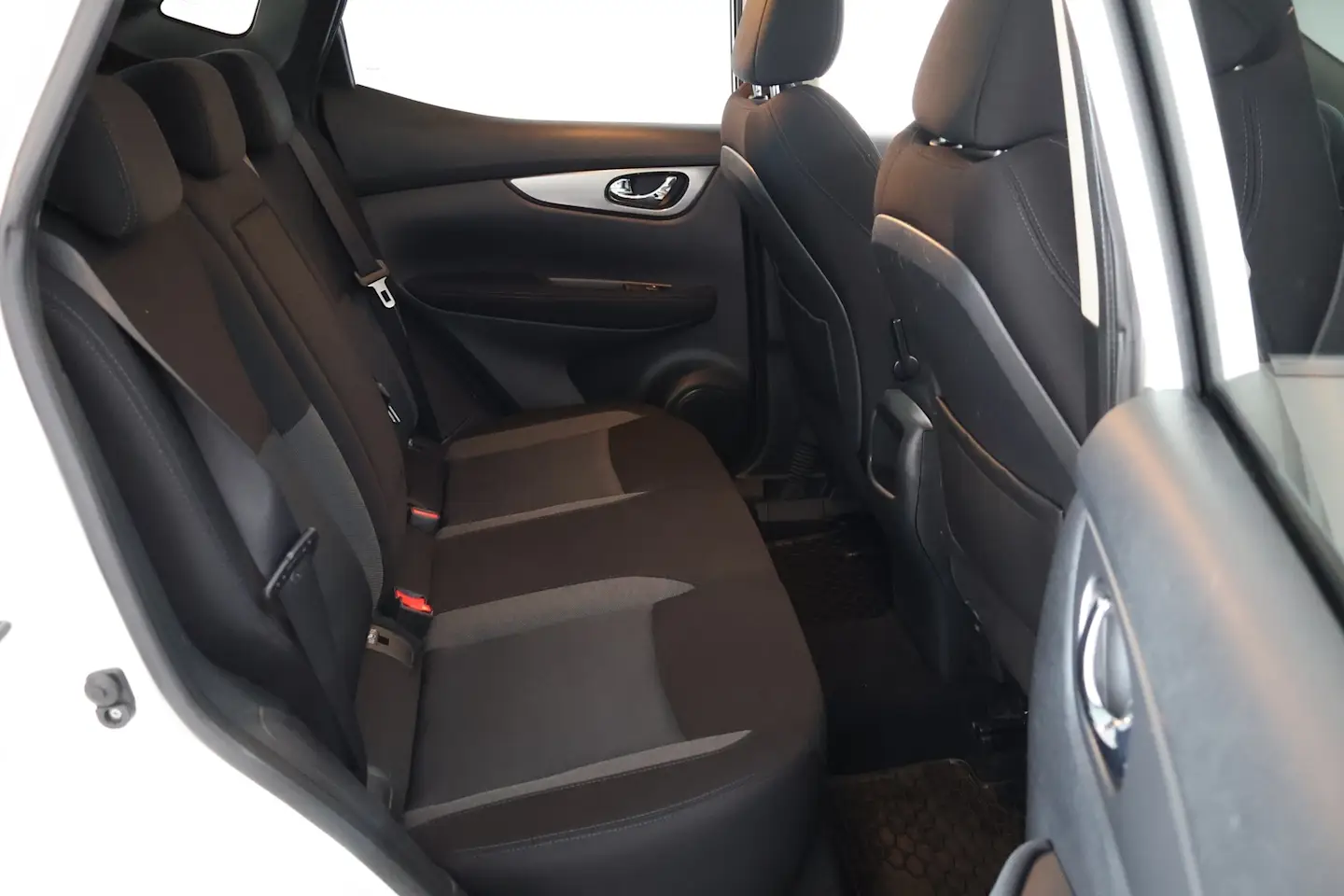 Car Image - 1izRQ3WpwFs3urWinvUZXv