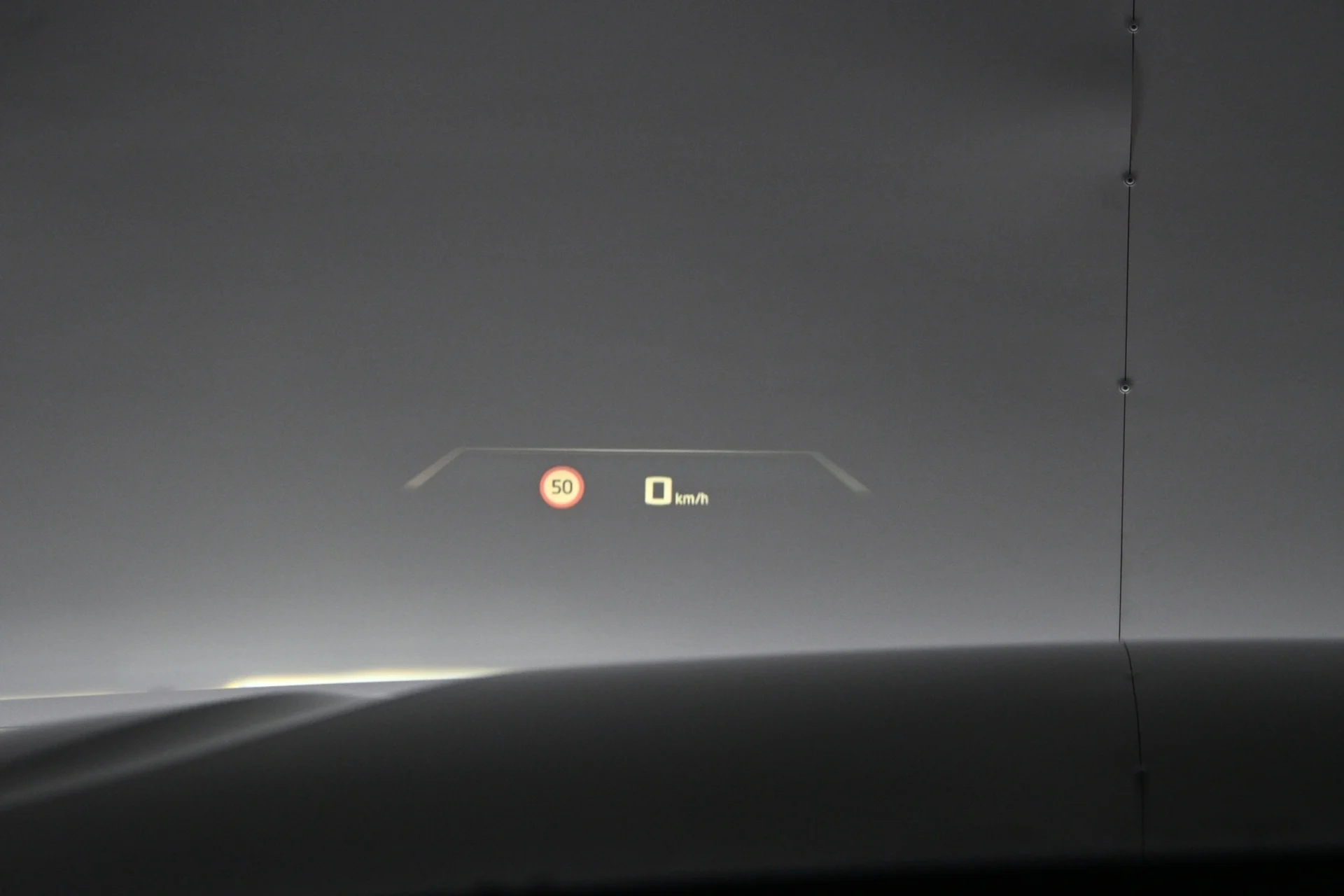 Car Image - 3ZIZhBnvFbyZVKgwyTiIYo