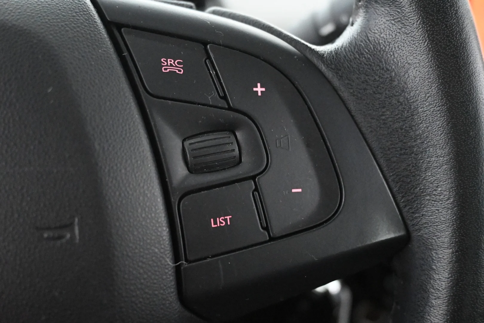 Car Image - 3fxAfowjJ6G5klwwEEeXXi