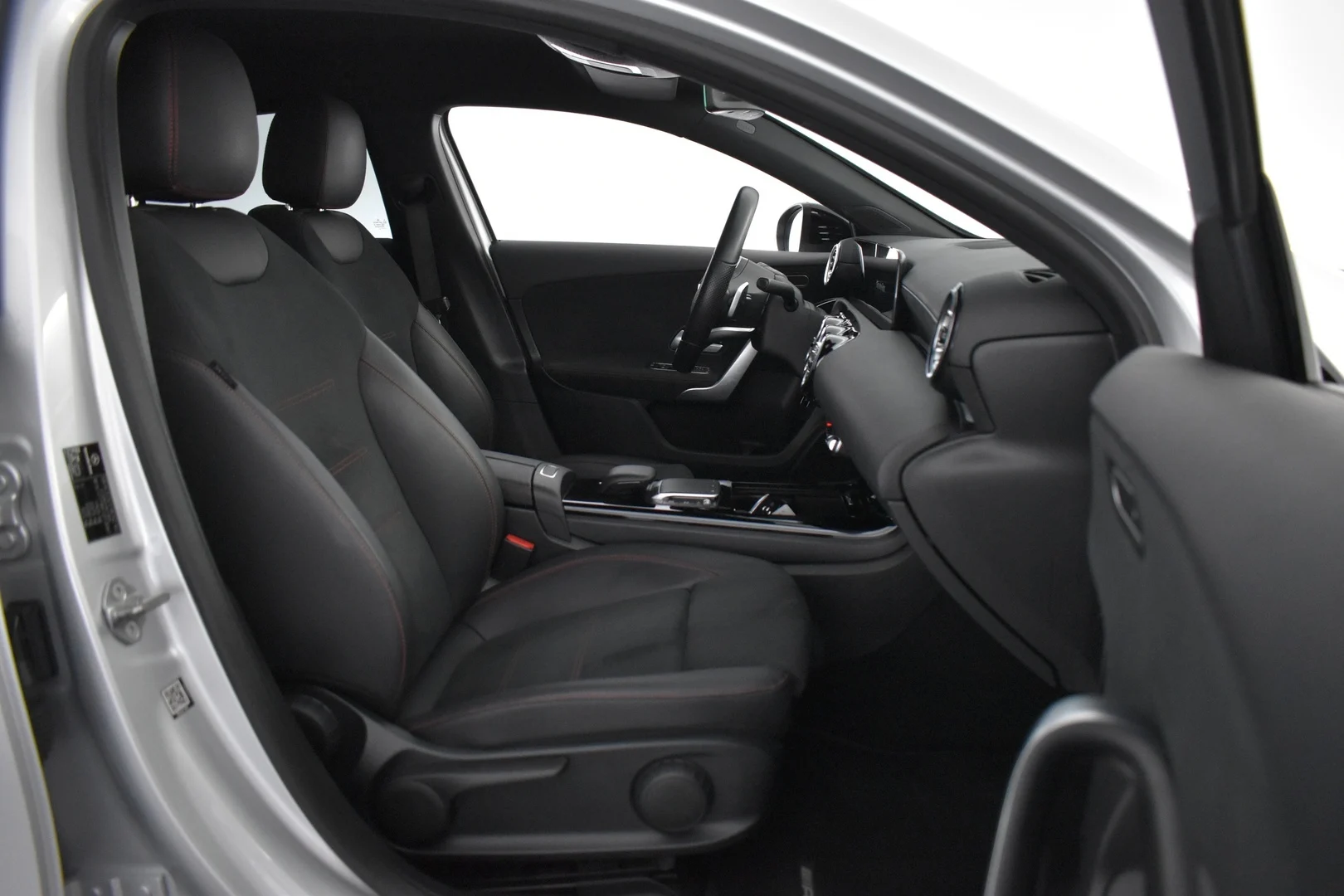 Car Image - 77vt9IRzP4Q1RI09y5mlnj