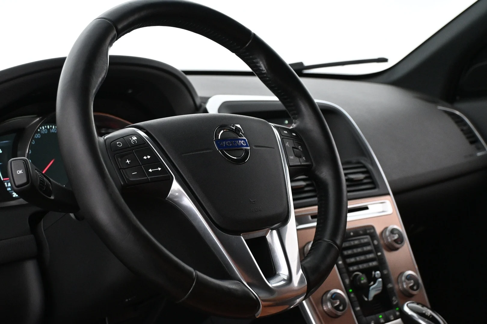 Car Image - 5ydqpzoO4erDdXh3Srlt4N
