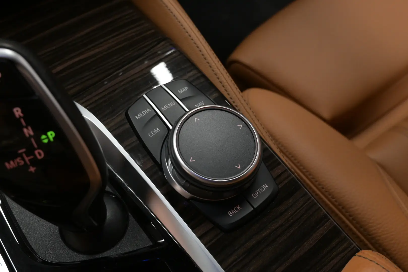Car Image - 2pvAPFogXsZDI9NkGAfZKG