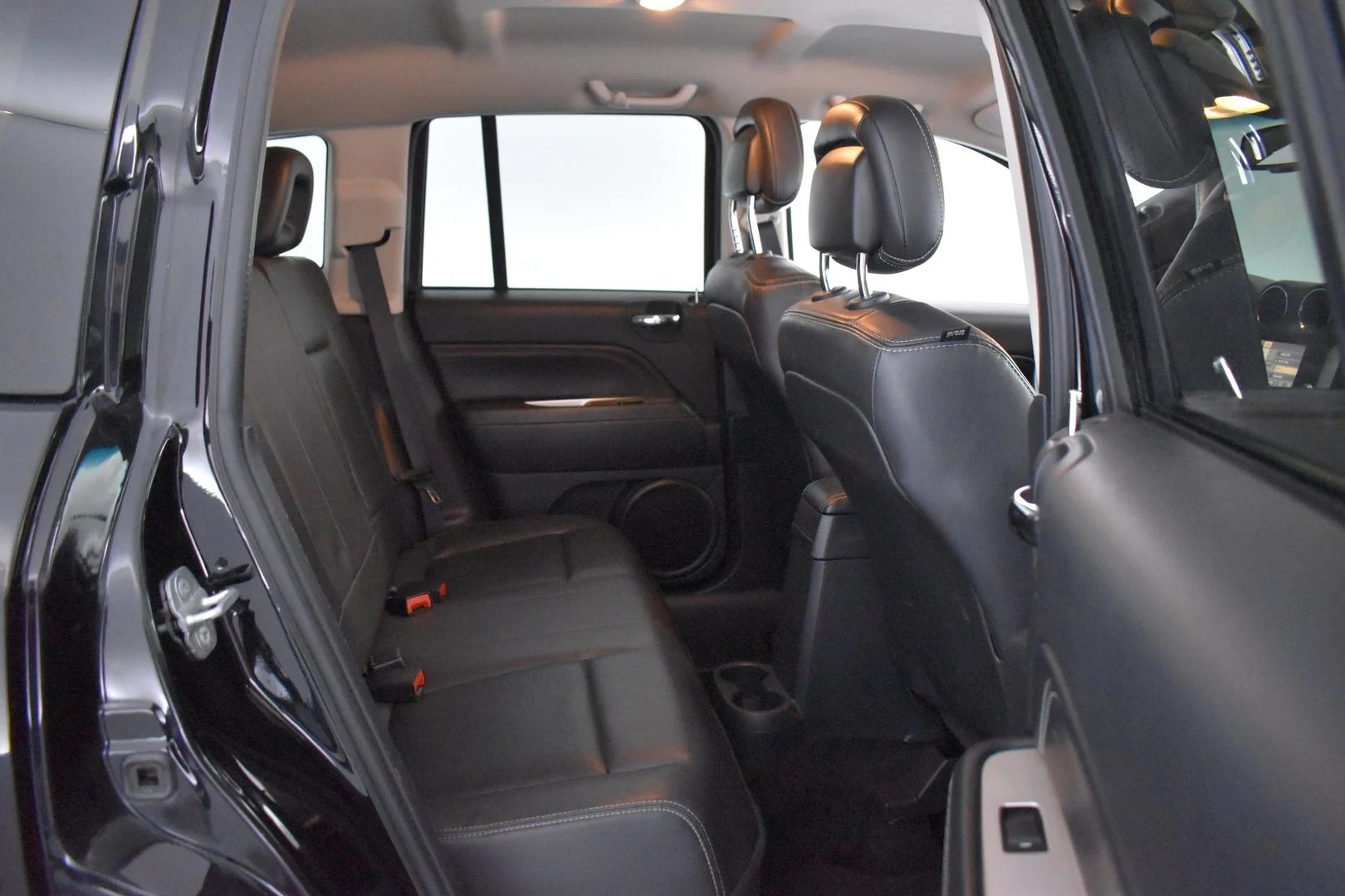 Car Image - 4LXjkUmmoZI9EJjxv0myCd