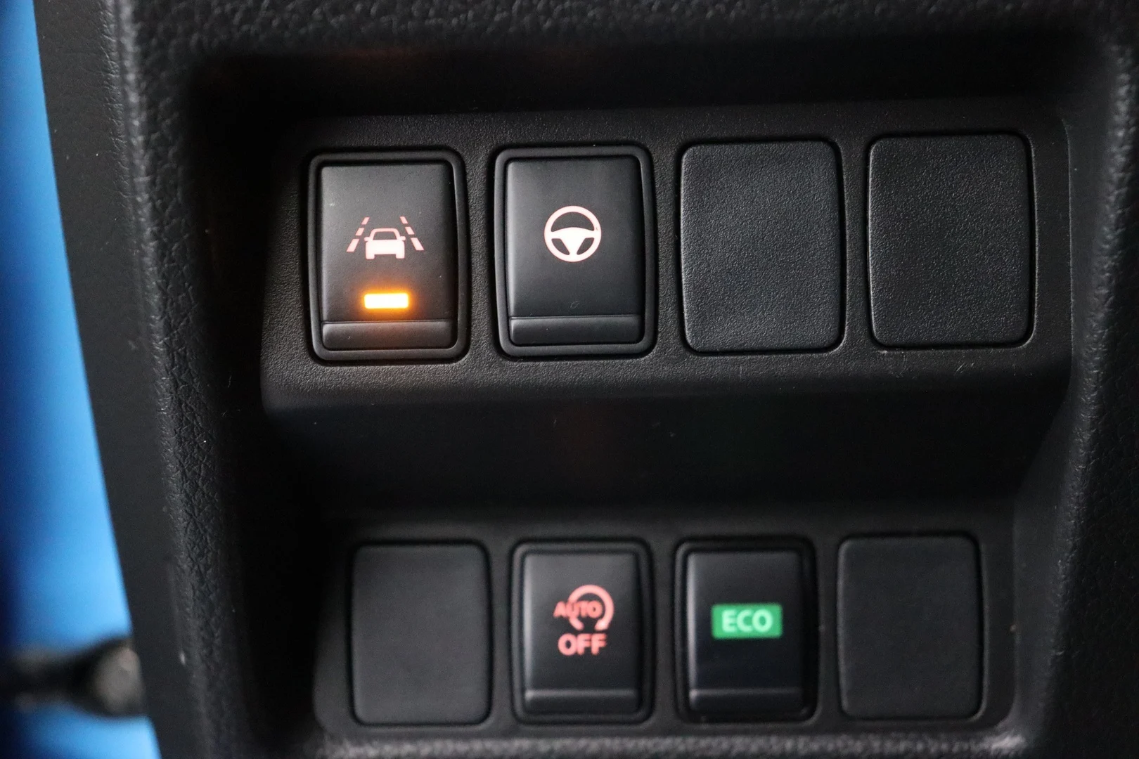 Car Image - 7OVnD0tLBvUkzTClWtUFw