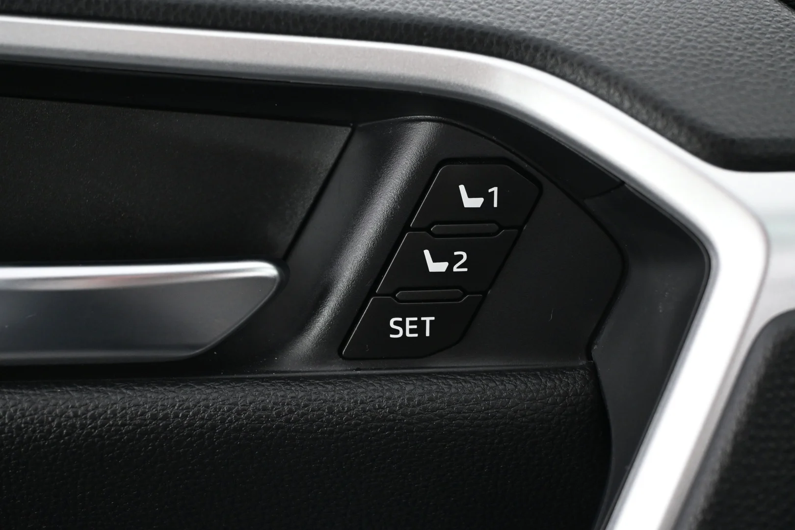 Car Image - 3a13q4AqciM81hfhZigMKE