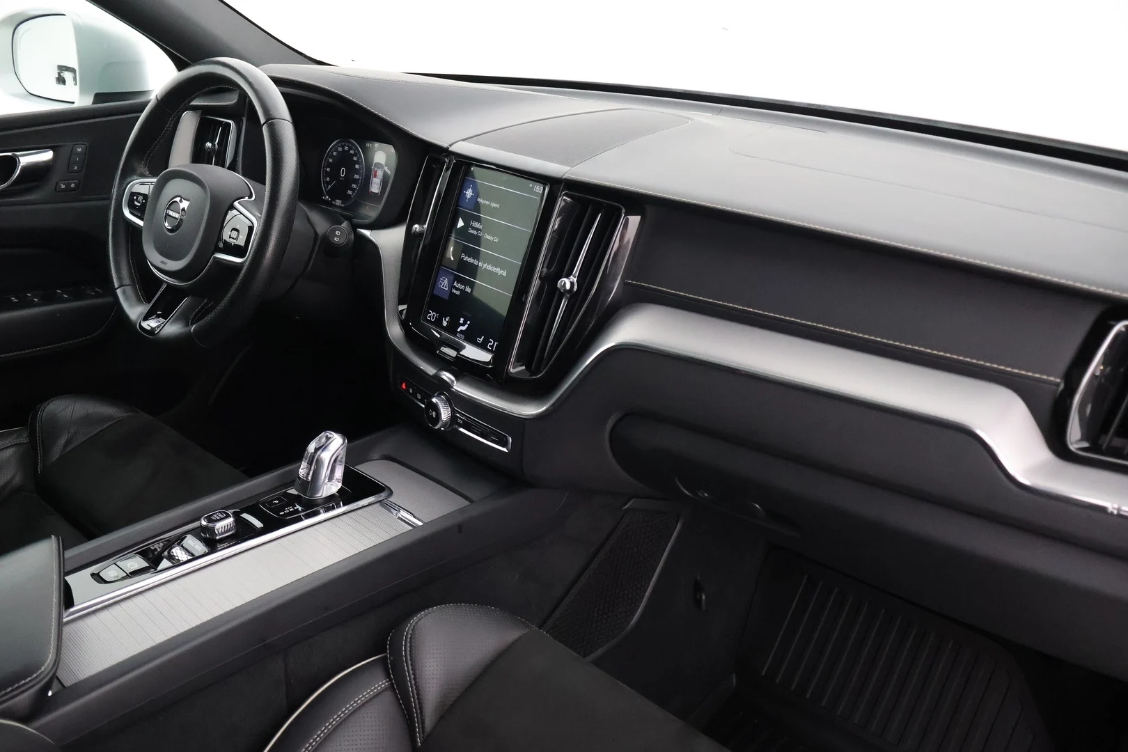 Car Image - 2lwl83nsgZZKwcFfxKGfNI