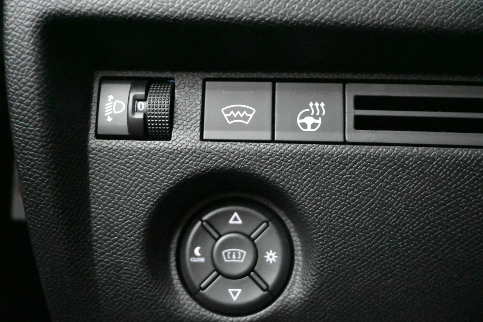 Car Image - 1tarEJNeGFkJuG7siqoVtU