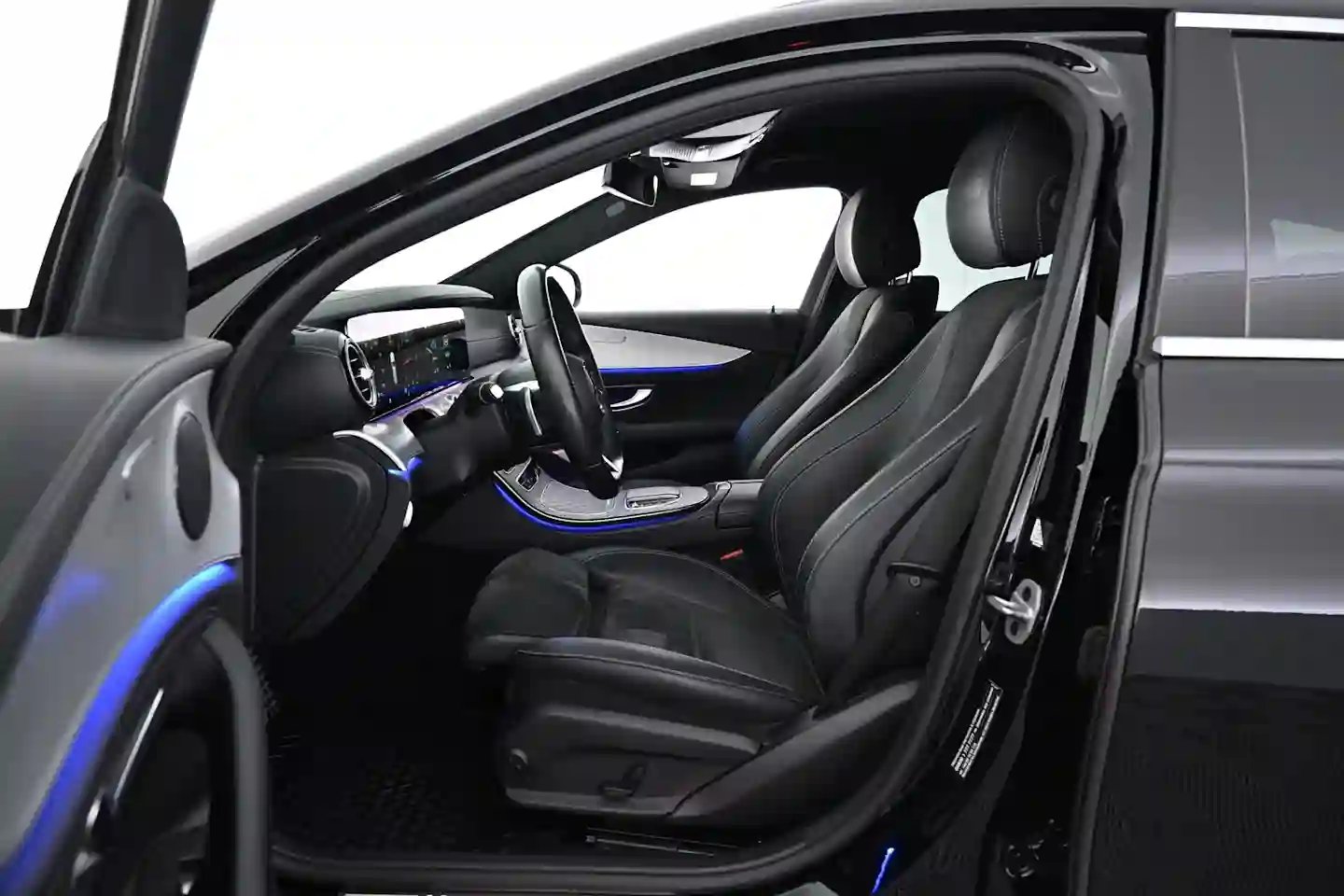 Car Image - 7AAo84ibJQnA8A8sZbmxmK