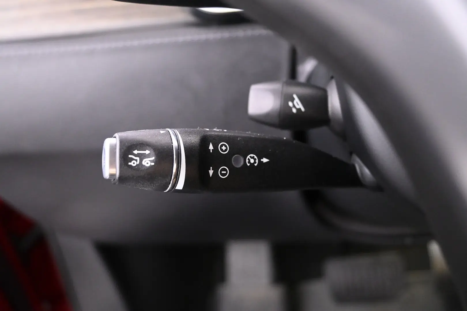 Car Image - 3XjuoKOKGaFOj0Yc2xGPt1